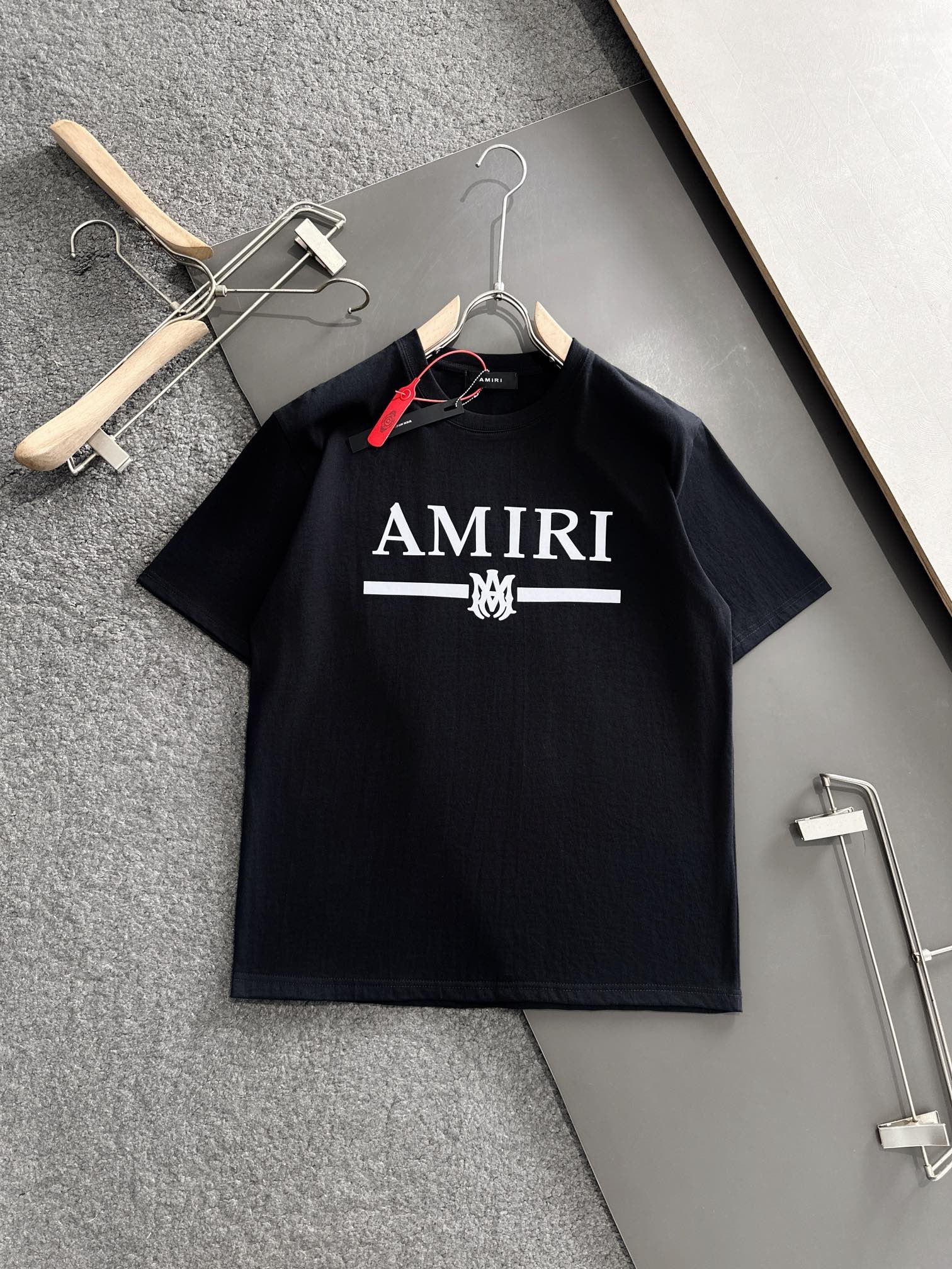 LuxluxHouse Best Quality Clothes Amiri T-shirt