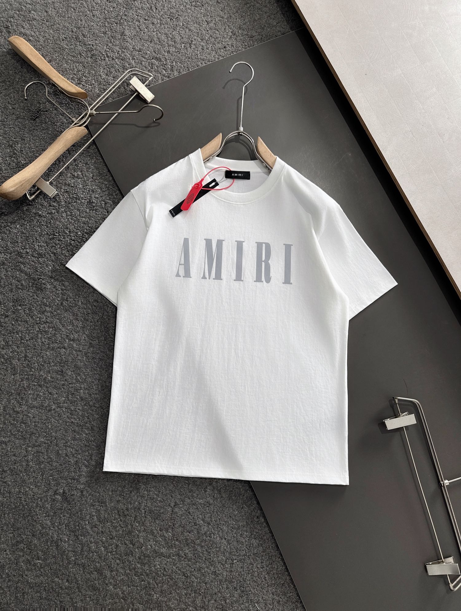 LuxluxHouse Best Quality Clothes Amiri T-shirt