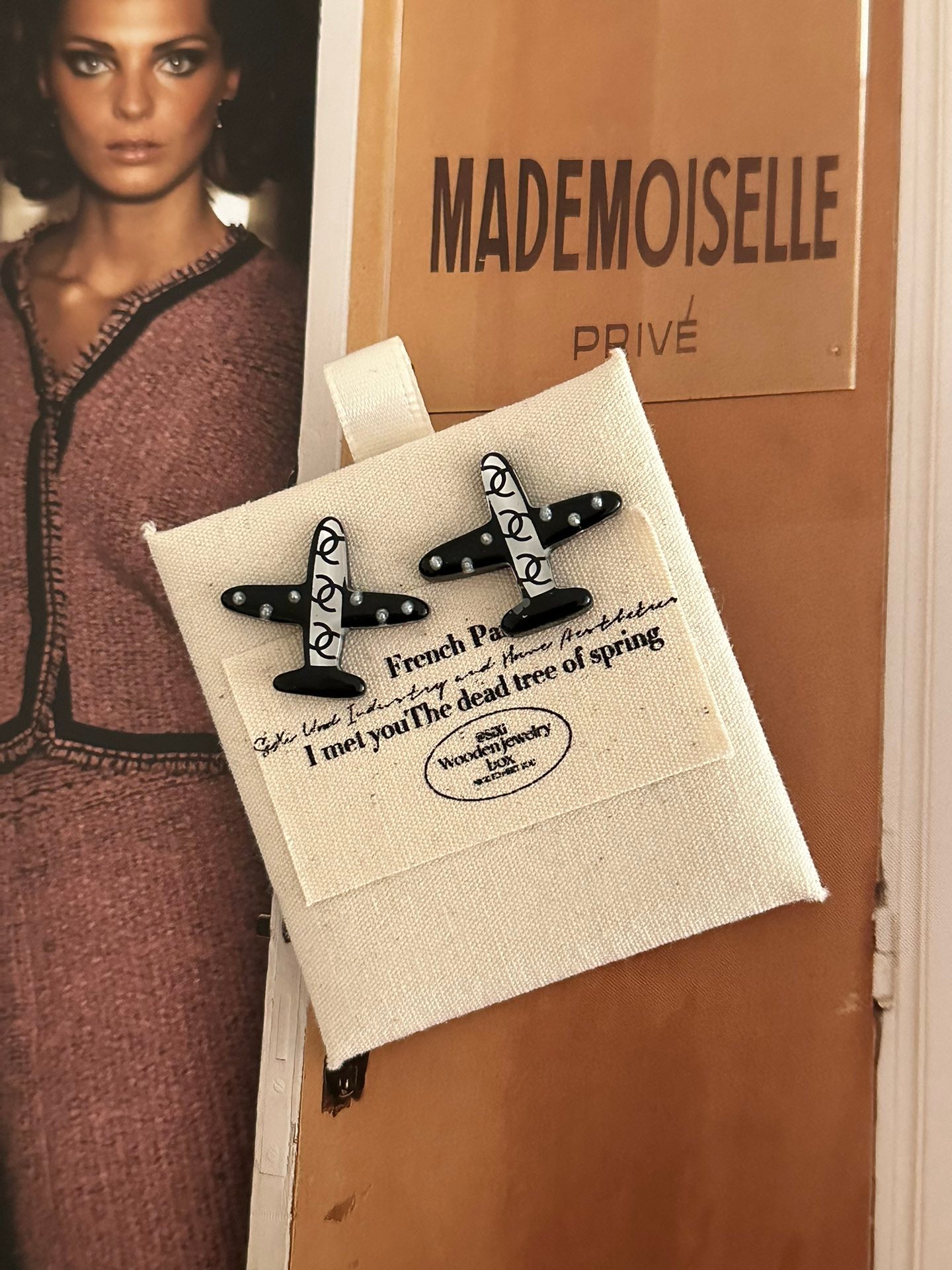 LuxluxHouse Low Price And High Quality Accessories Chanel