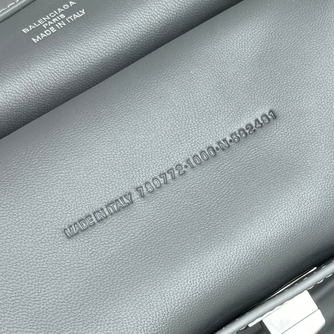 LuxluxHouse Best Quality Bags Balenciaga Women Men