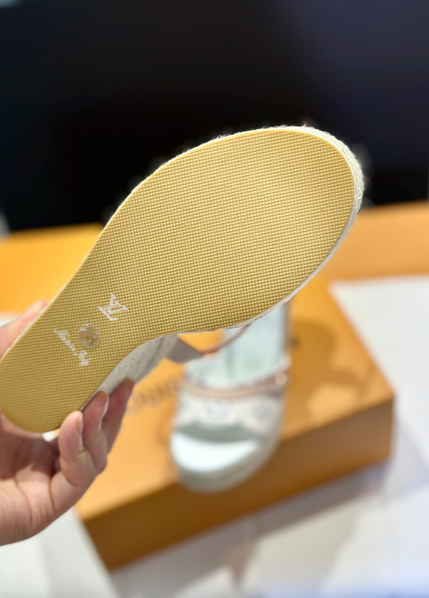 LuxluxHouse Best Quality Women Shoes Louis Vuitton