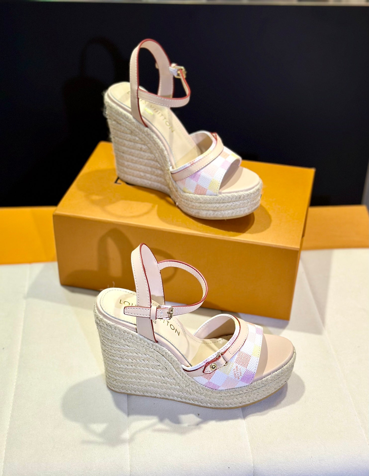 LuxluxHouse Best Quality Women Shoes Louis Vuitton