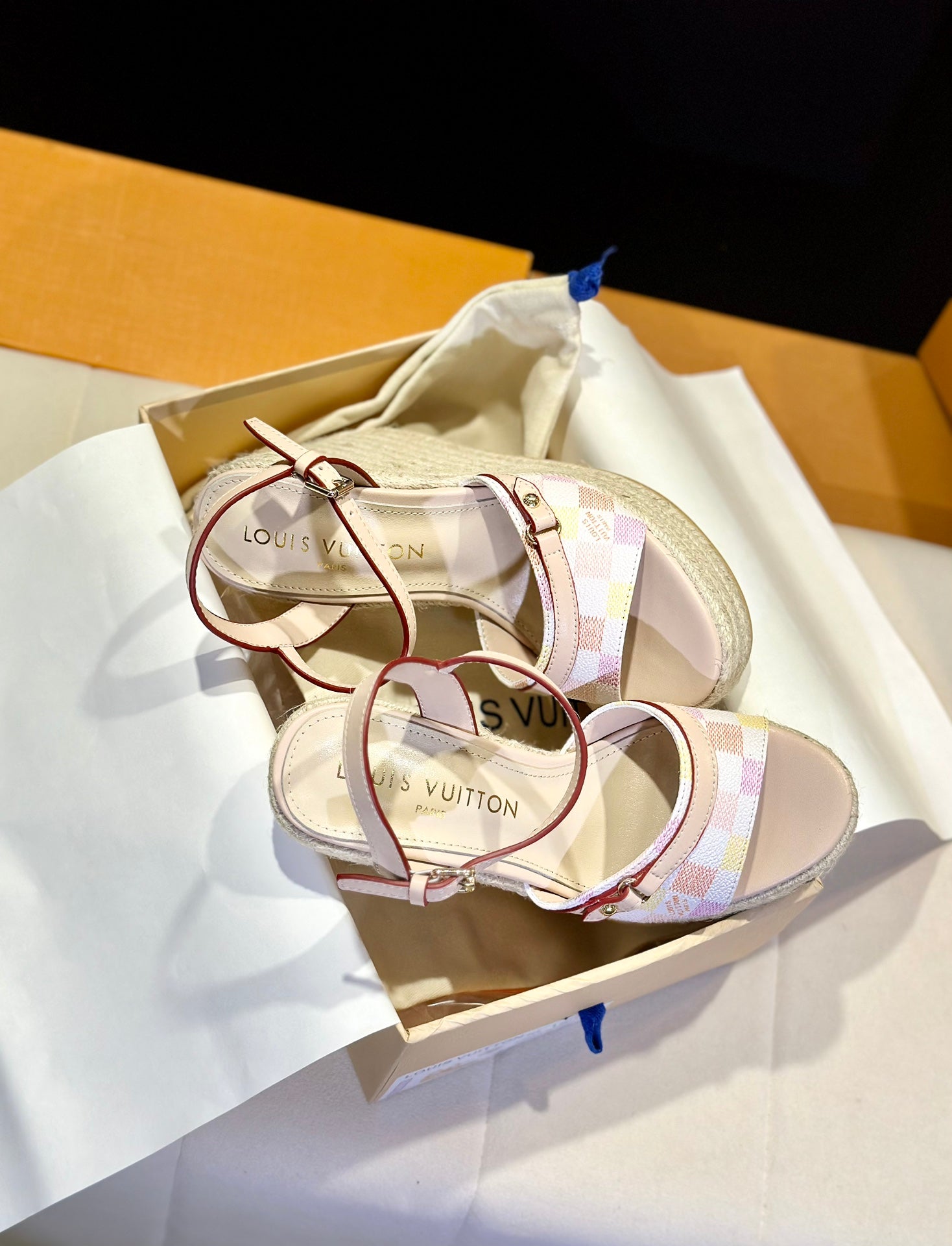 LuxluxHouse Best Quality Women Shoes Louis Vuitton