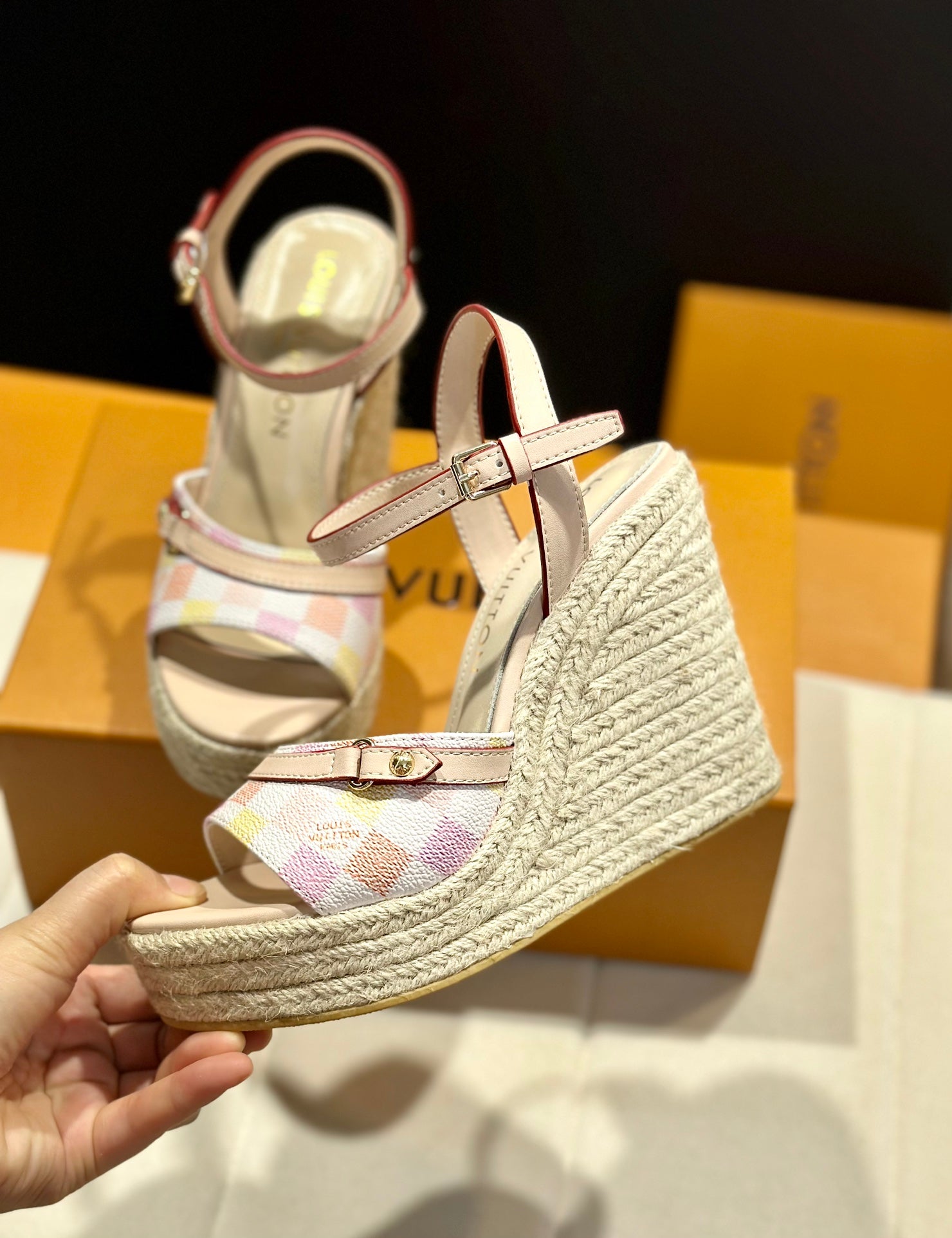 LuxluxHouse Best Quality Women Shoes Louis Vuitton