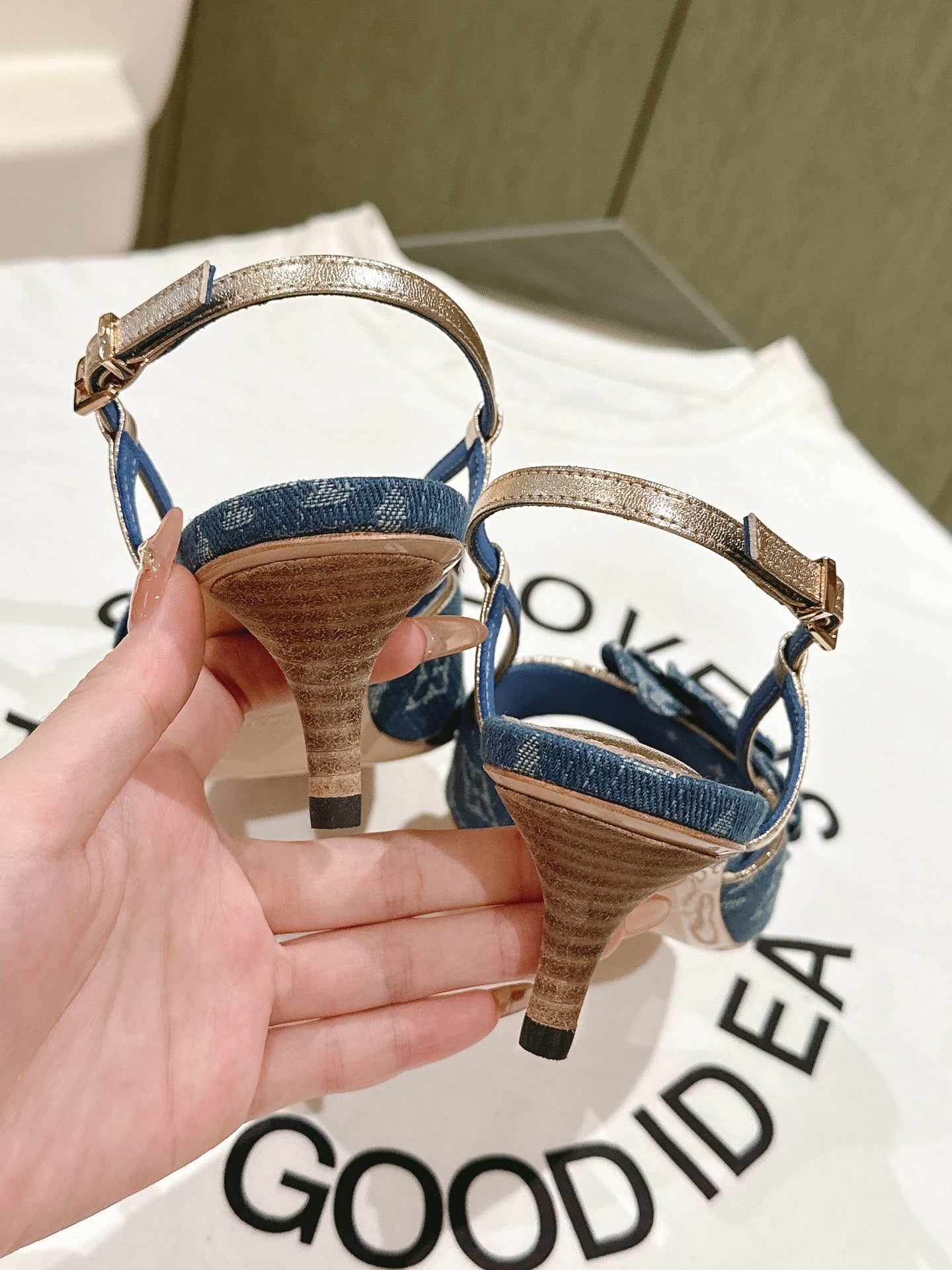 LuxluxHouse Best Quality Women Shoes Louis Vuitton