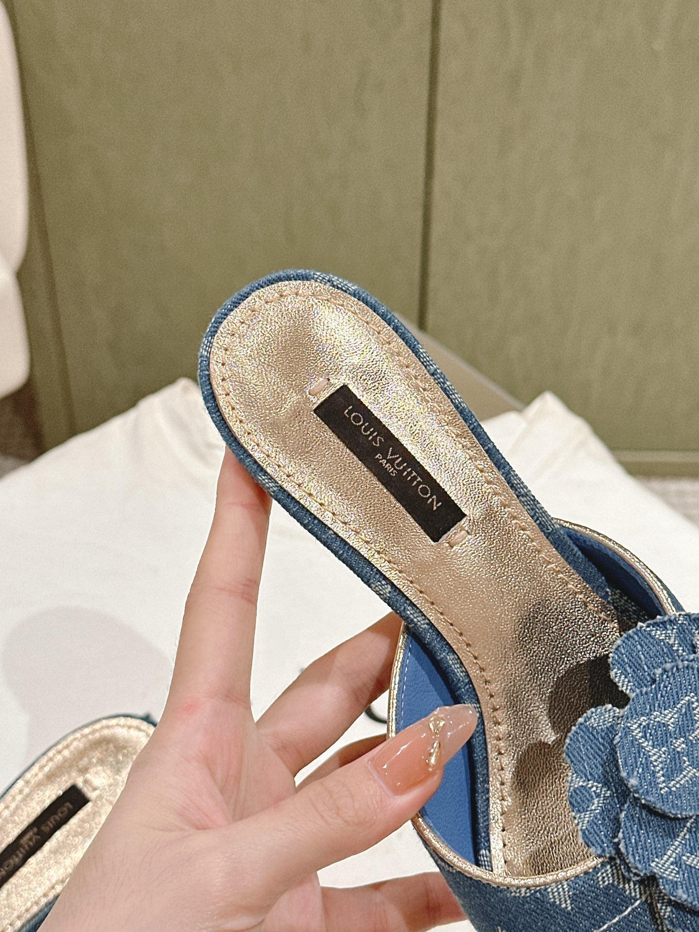 LuxluxHouse Best Quality Women Shoes Louis Vuitton