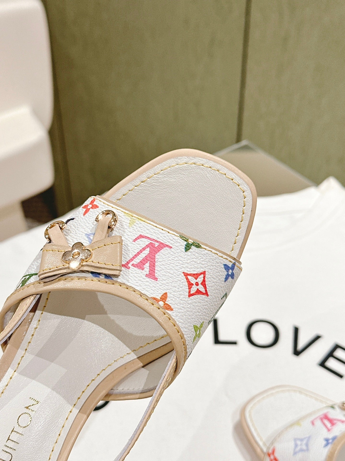 LuxluxHouse Best Quality Women Shoes Louis Vuitton