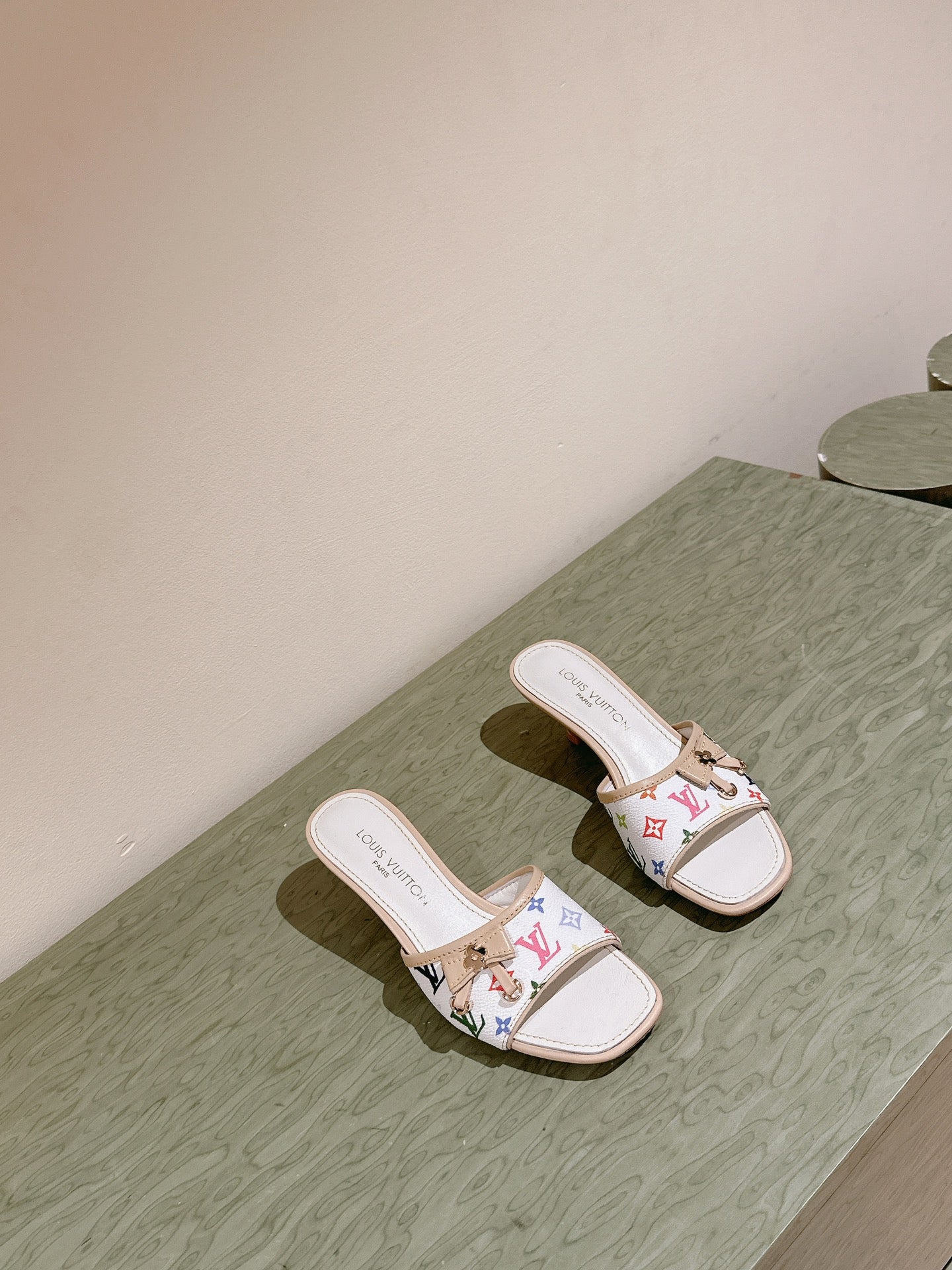 LuxluxHouse Best Quality Women Shoes Louis Vuitton