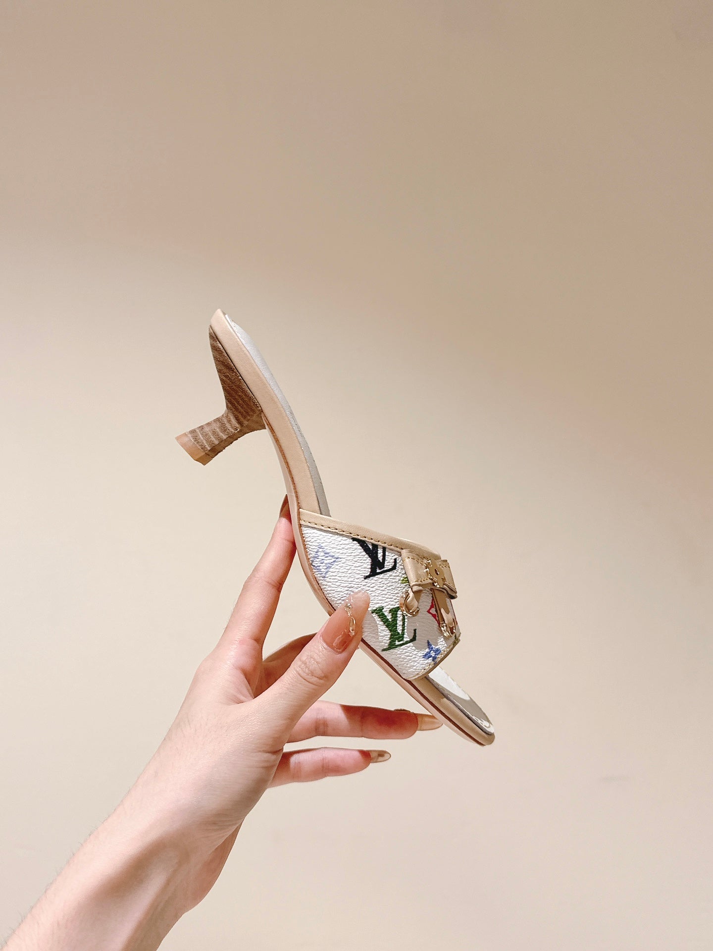 LuxluxHouse Best Quality Women Shoes Louis Vuitton