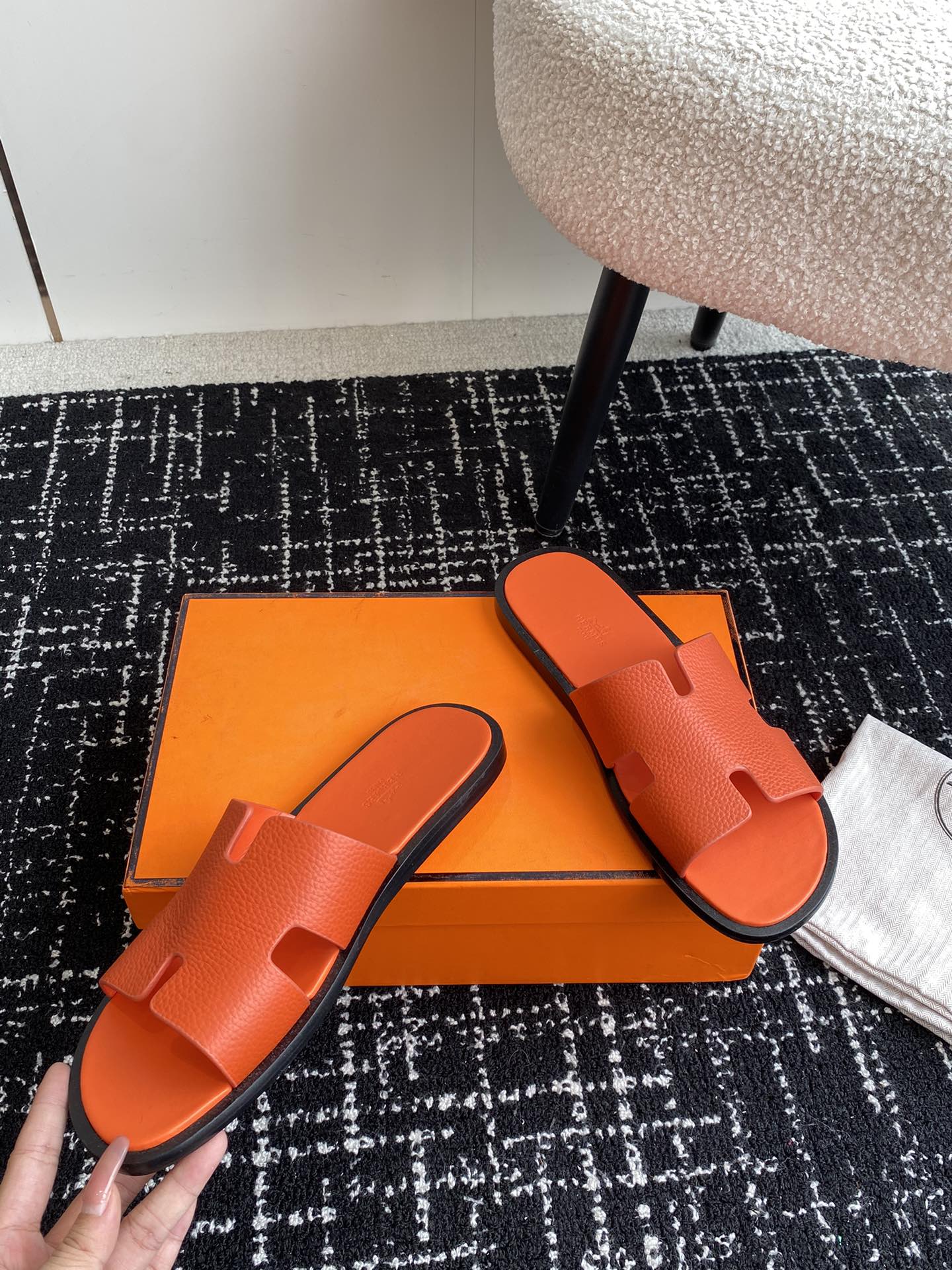 LuxluxHouse Best Quality Sandals Hermes