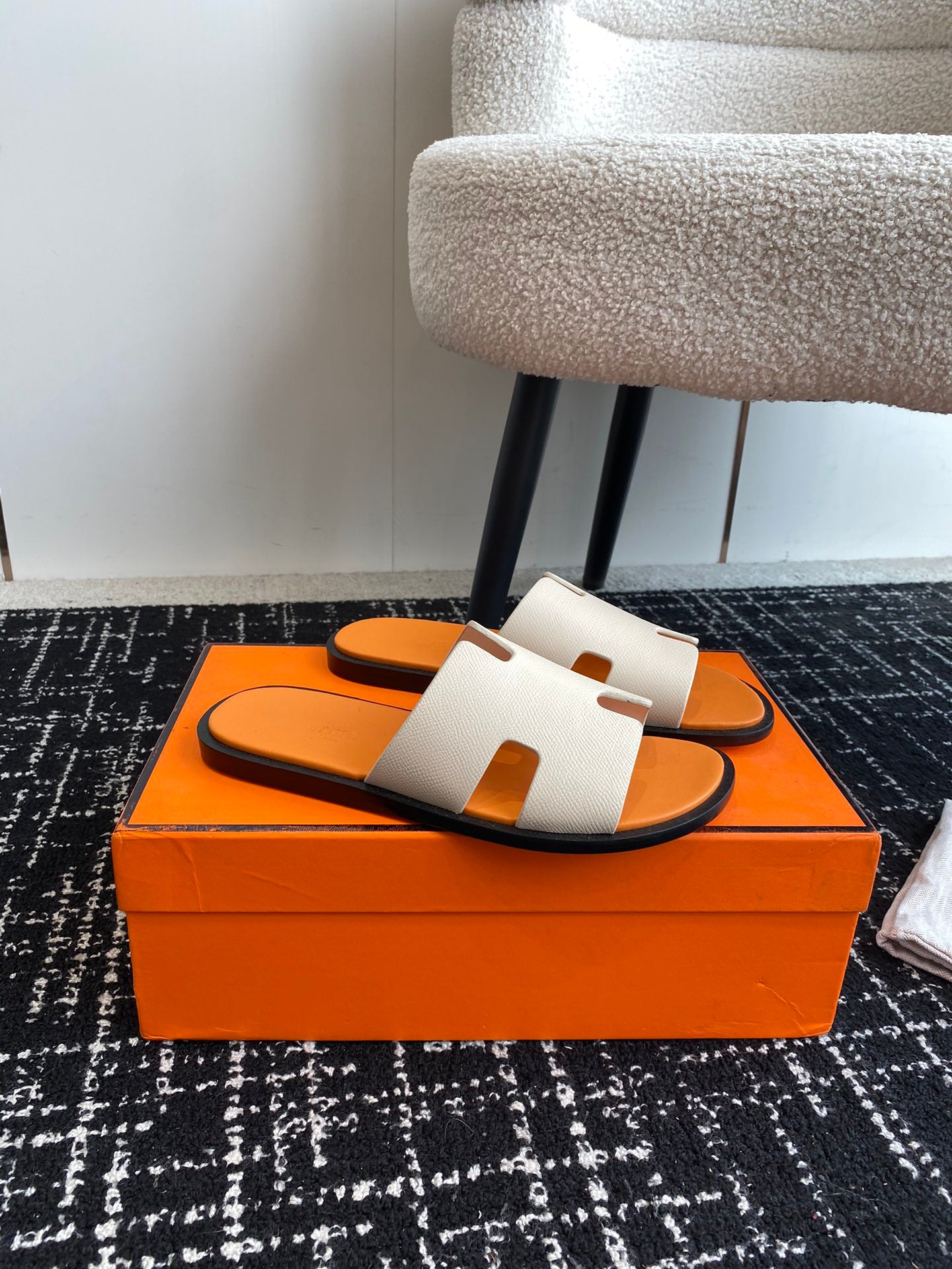 LuxluxHouse Best Quality Sandals Hermes