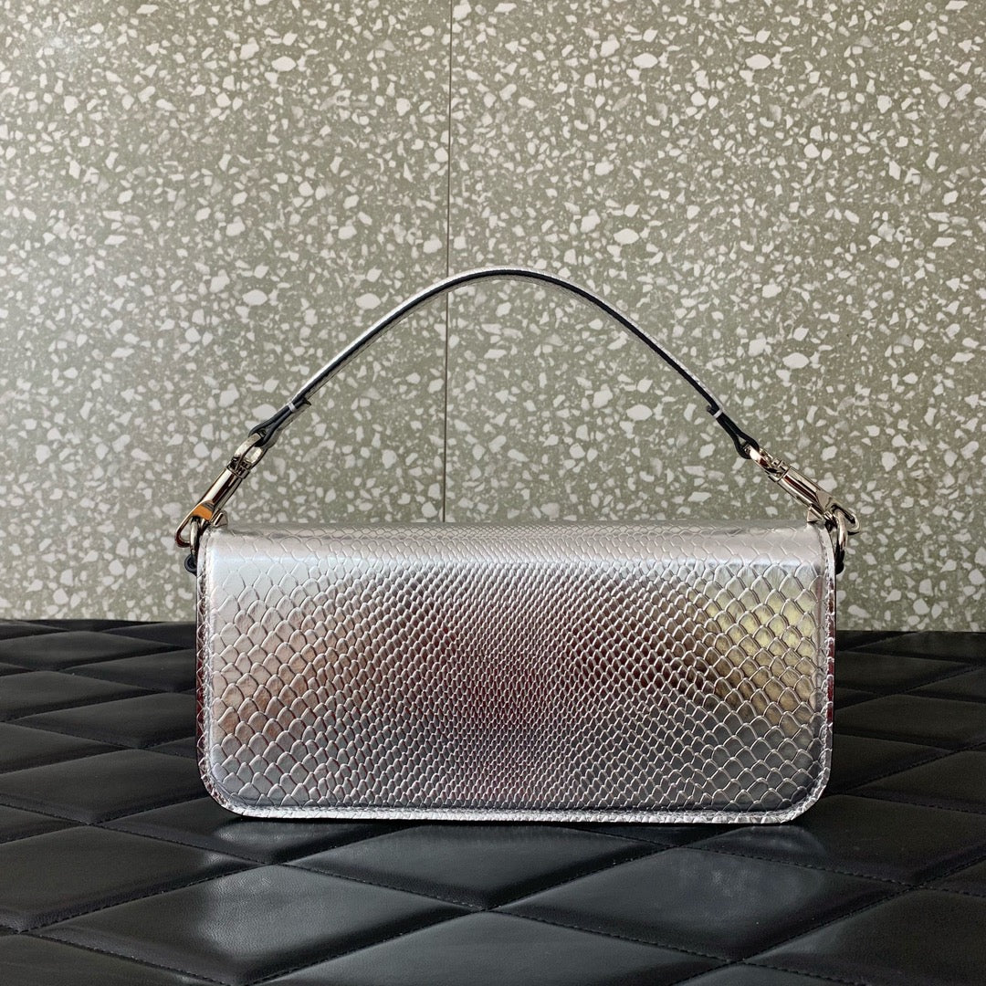 LuxluxHouse Best Quality Bags Valentino Women
