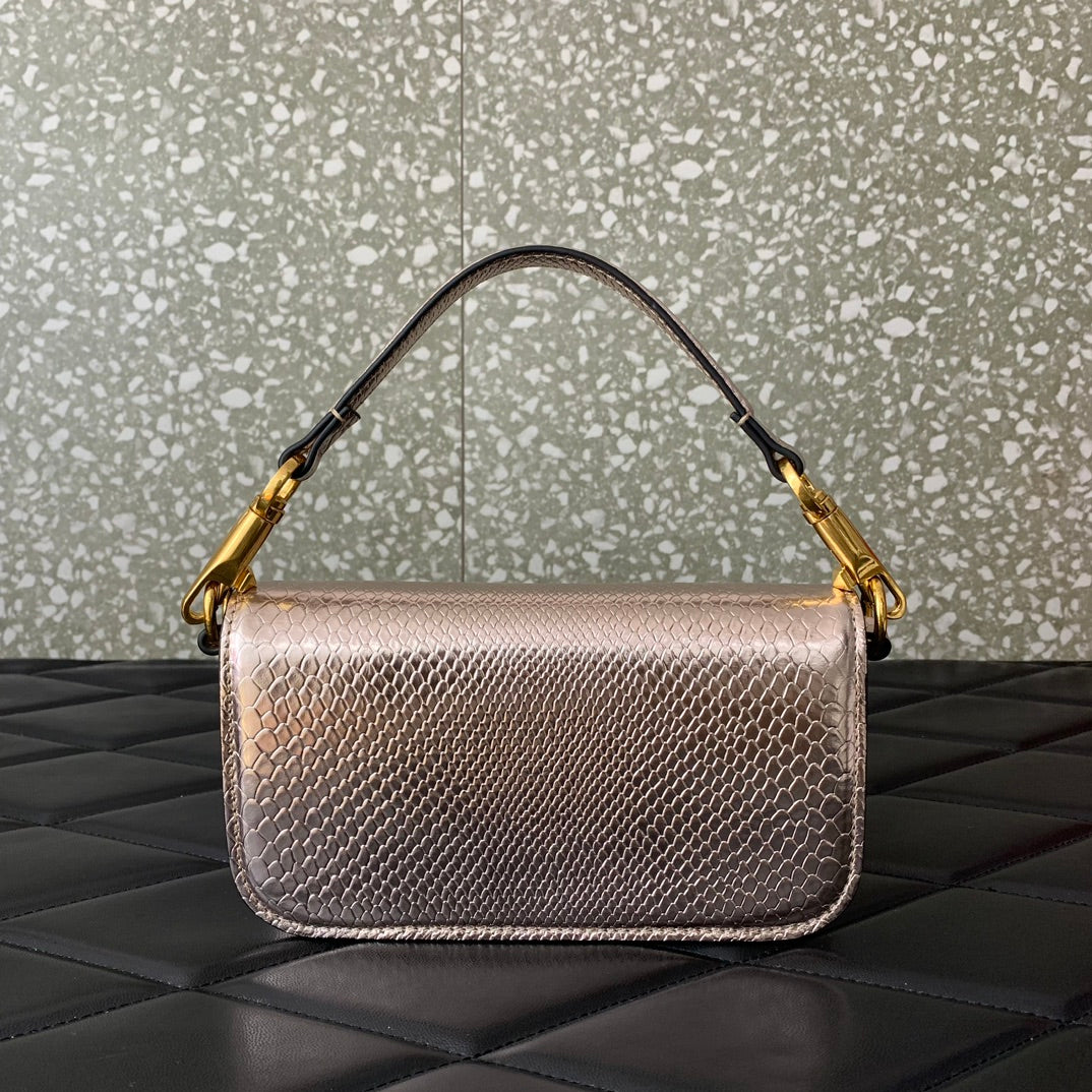 LuxluxHouse Best Quality Bags Valentino Women
