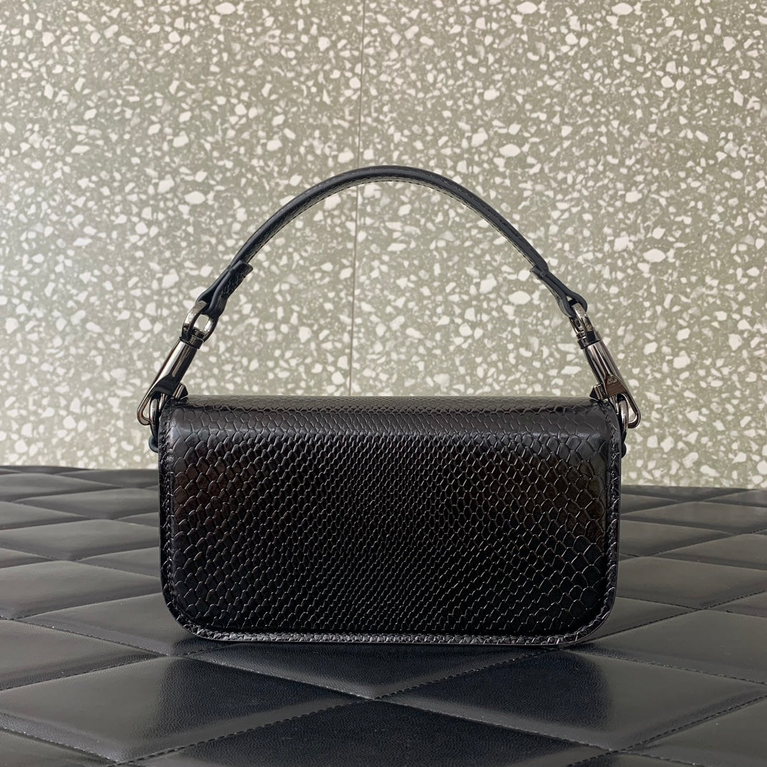 LuxluxHouse Best Quality Bags Valentino Women