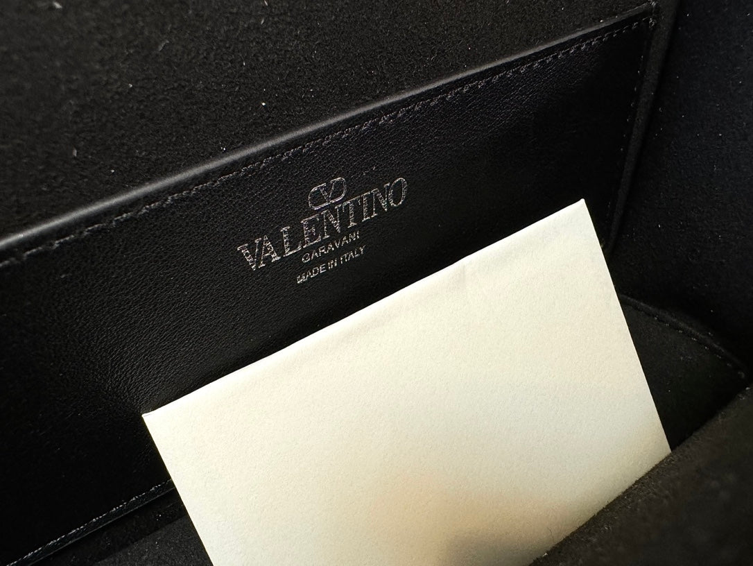 LuxluxHouse Best Quality Bags Valentino Women
