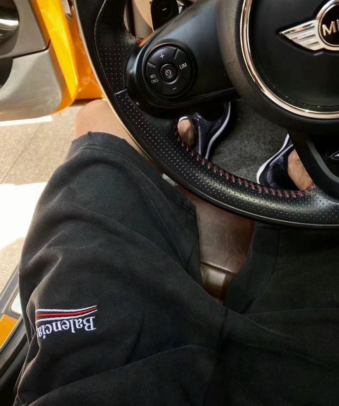 LuxluxHouse Best Quality Clothes Balenciaga Pants