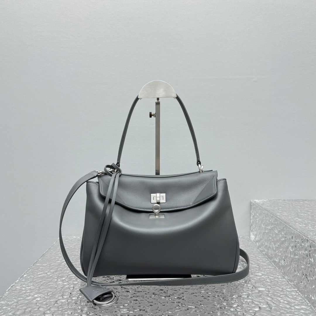 LuxluxHouse Best Quality Bags Balenciaga Women Men
