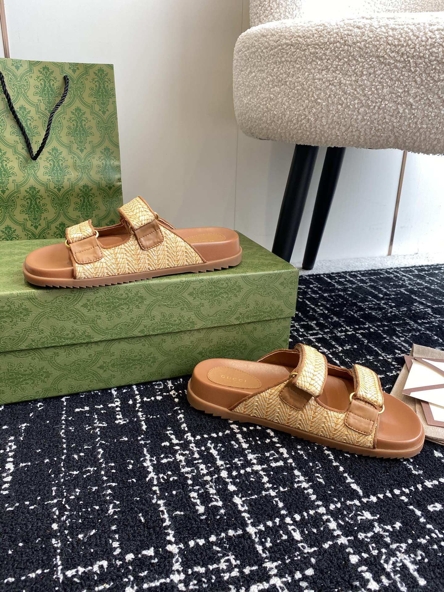 LuxluxHouse Best Quality Sandals Gucci