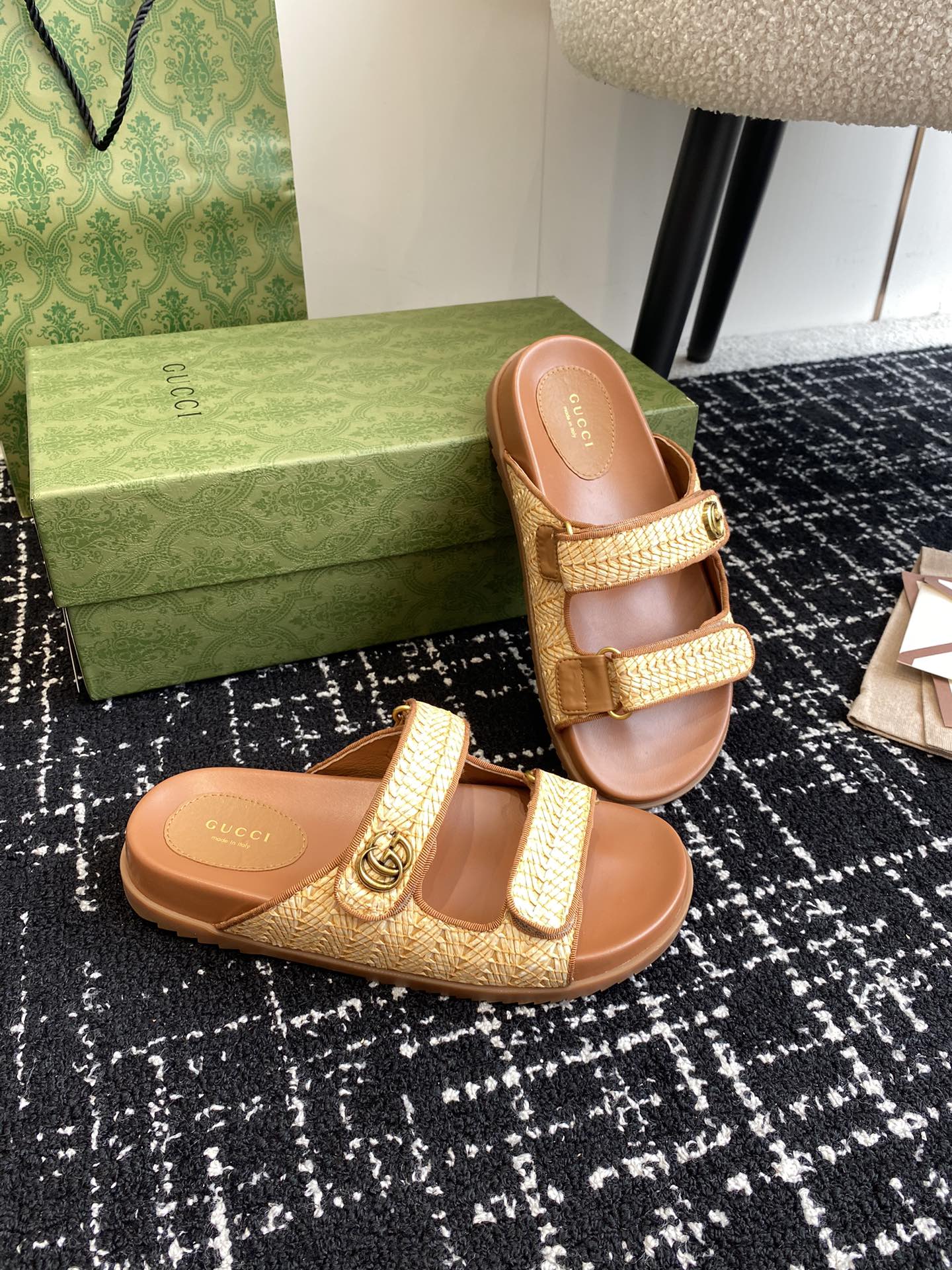 LuxluxHouse Best Quality Sandals Gucci