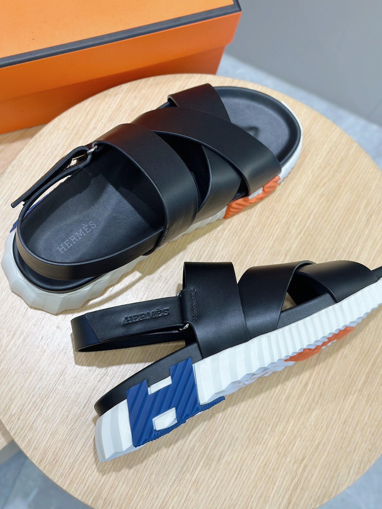 LuxluxHouse Best Quality Sandals Hermes