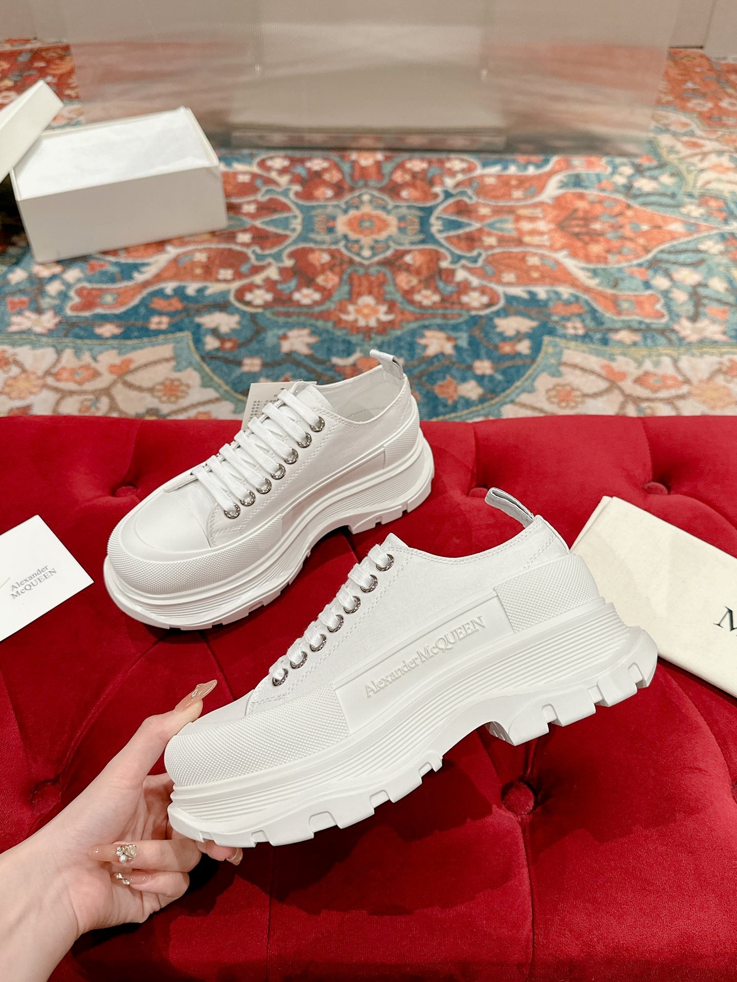 LuxluxHouse Best Quality Shoes Alexander McQueen