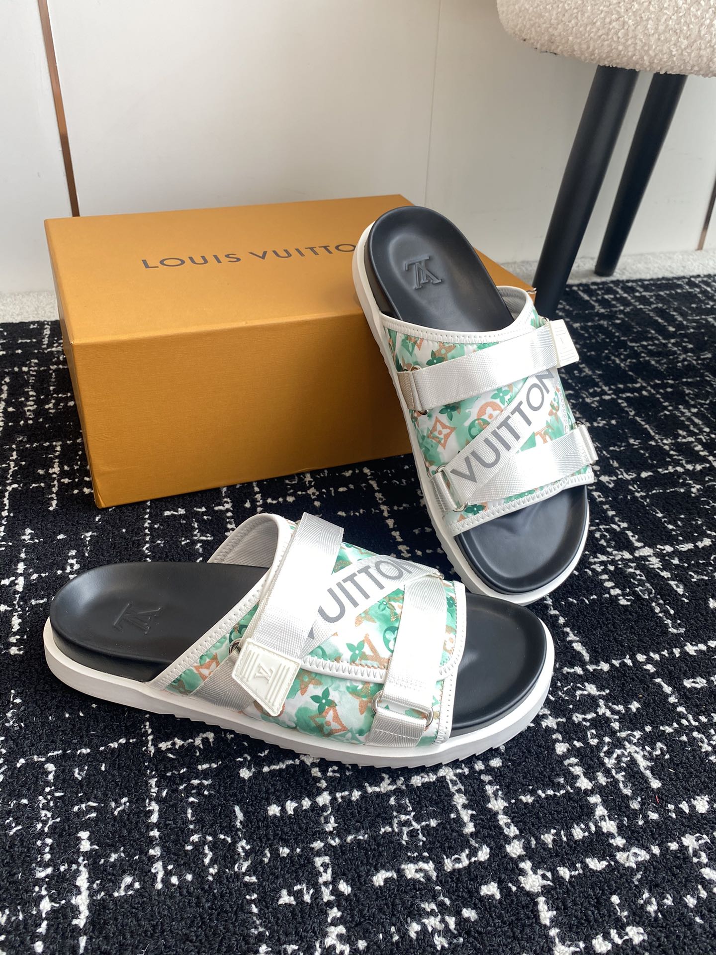 LuxluxHouse Best Quality Sandals Louis Vuitton