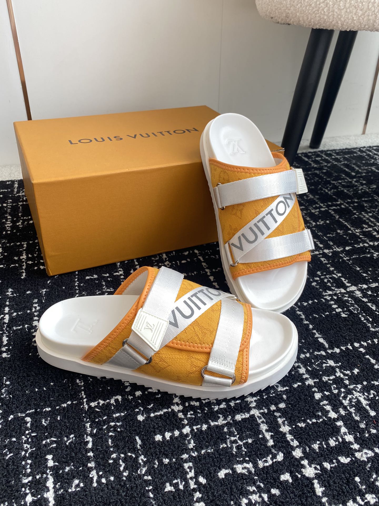 LuxluxHouse Best Quality Sandals Louis Vuitton