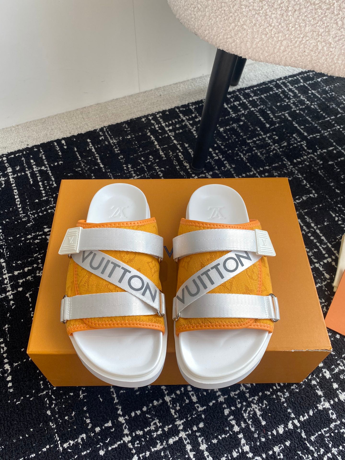 LuxluxHouse Best Quality Sandals Louis Vuitton