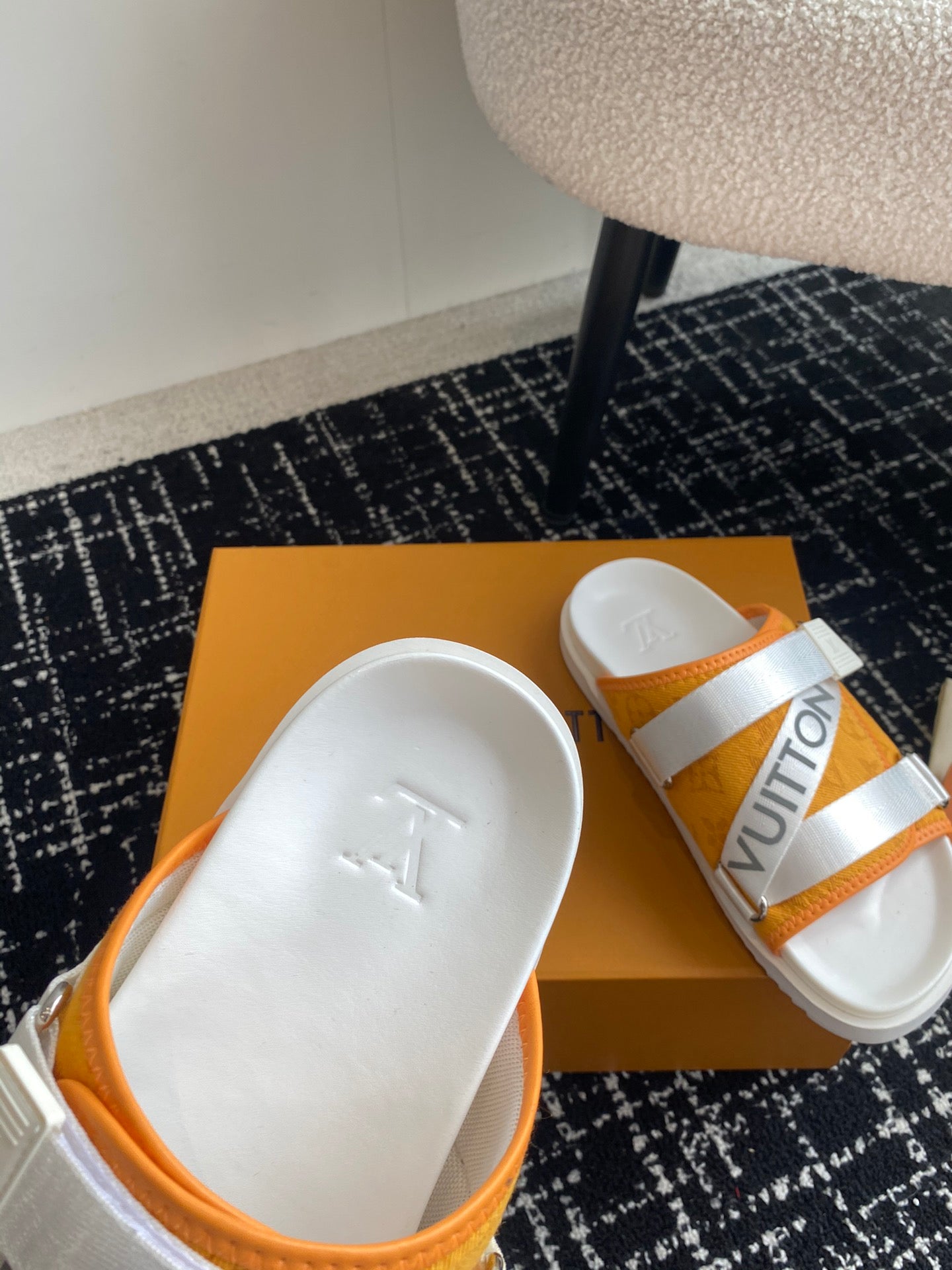 LuxluxHouse Best Quality Sandals Louis Vuitton
