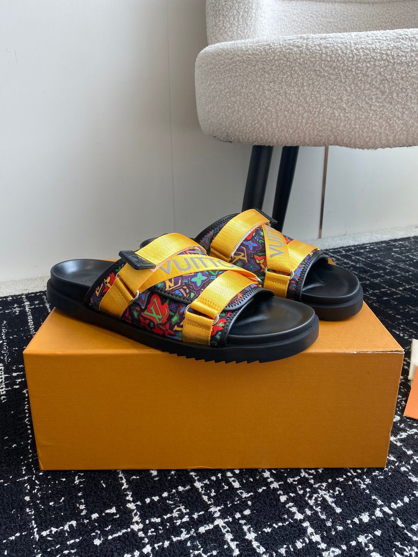LuxluxHouse Best Quality Sandals Louis Vuitton