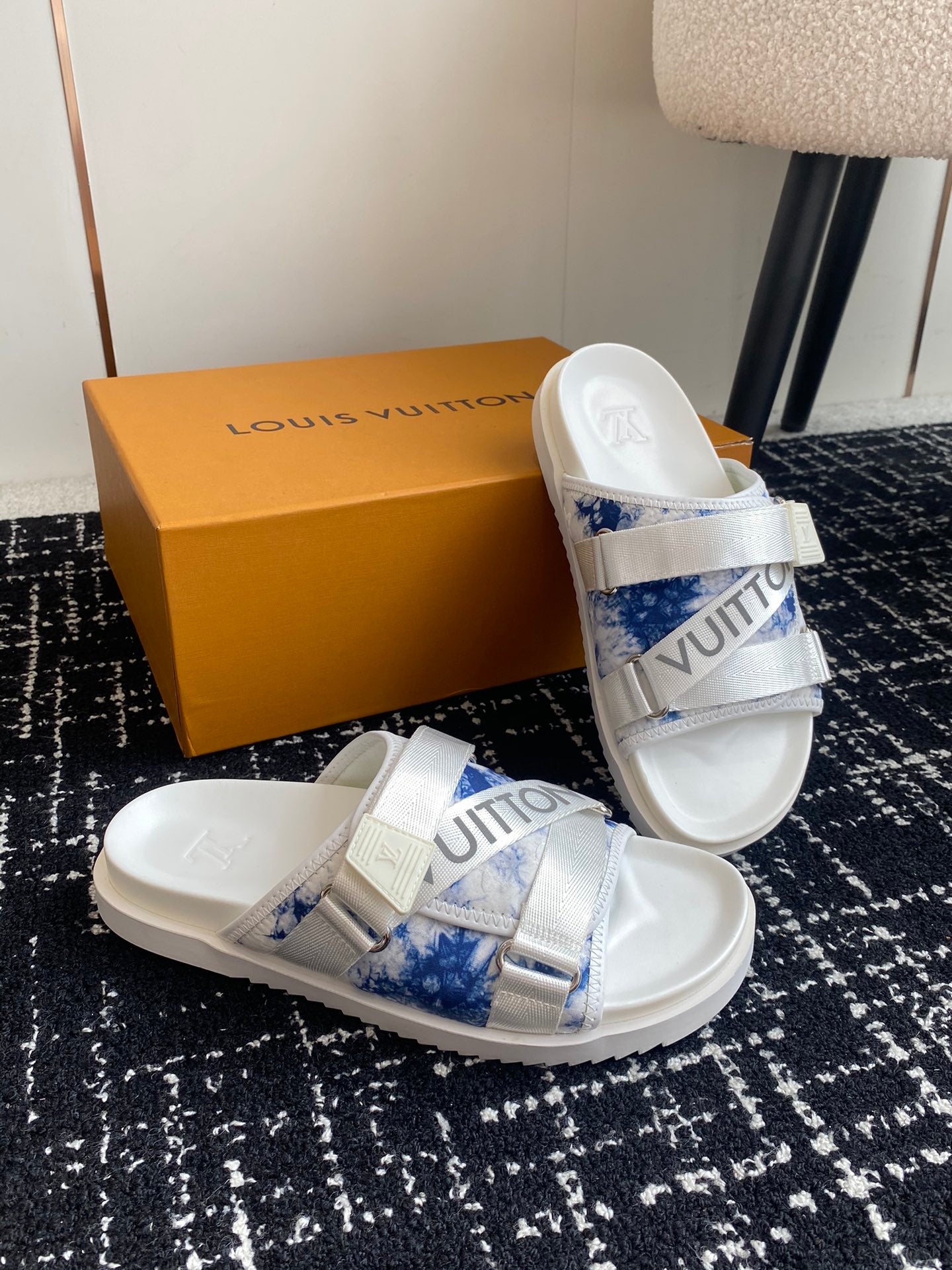 LuxluxHouse Best Quality Sandals Louis Vuitton