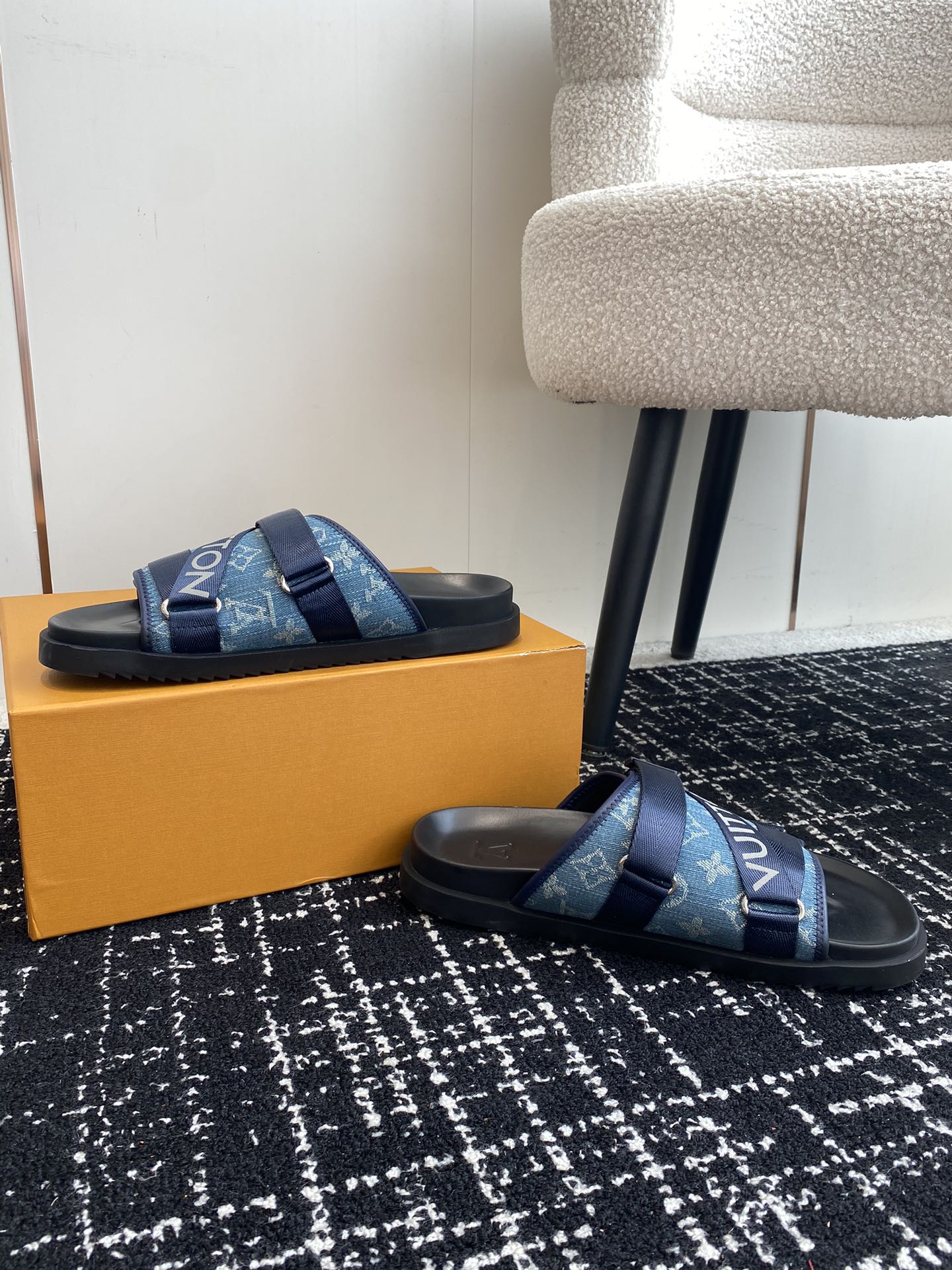 LuxluxHouse Best Quality Sandals Louis Vuitton