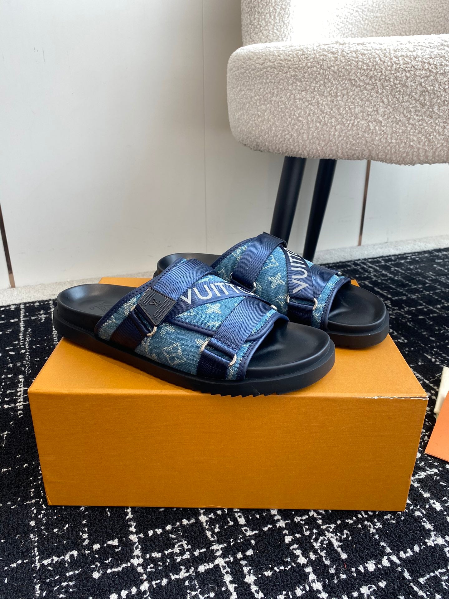 LuxluxHouse Best Quality Sandals Louis Vuitton