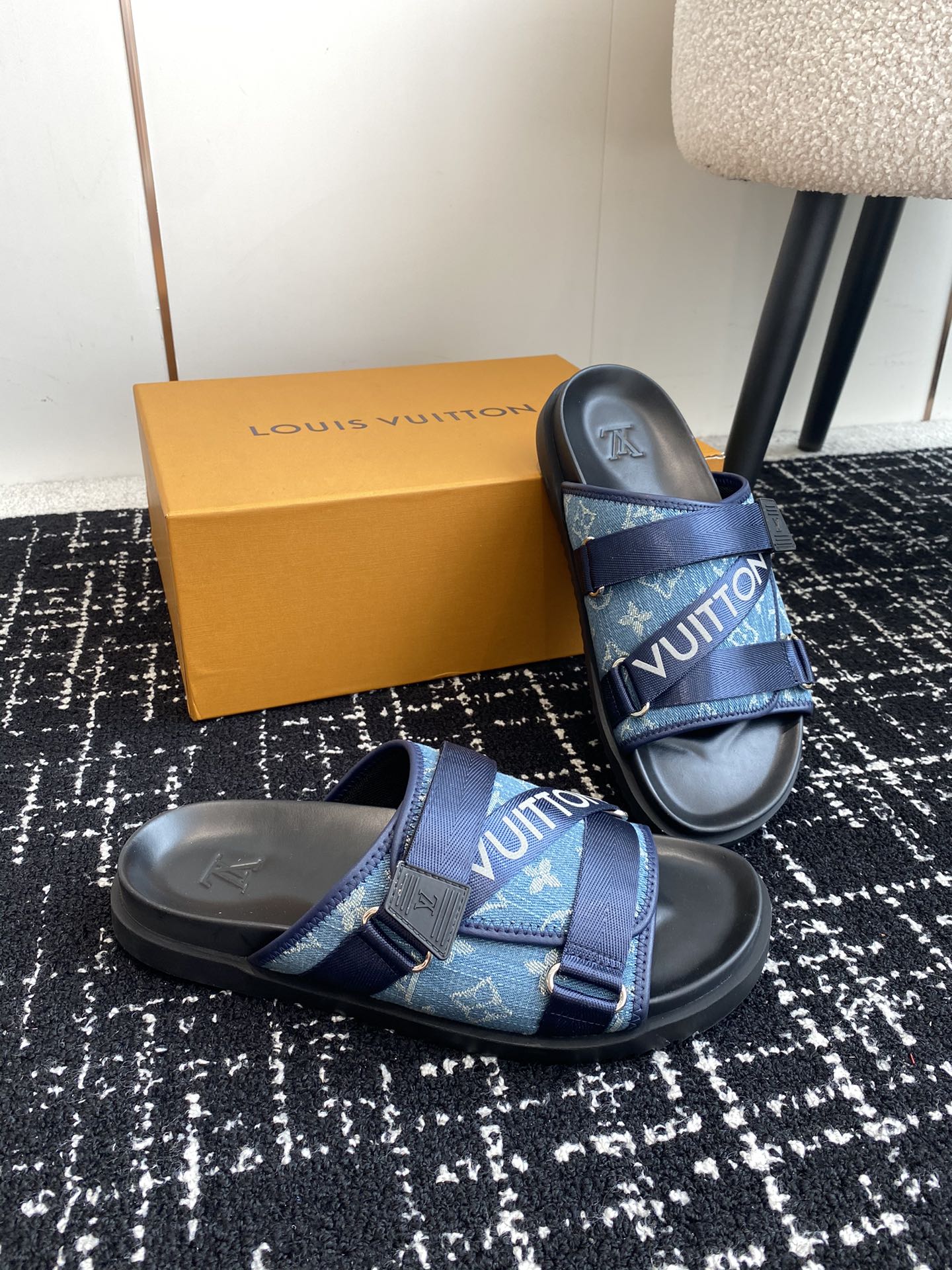LuxluxHouse Best Quality Sandals Louis Vuitton