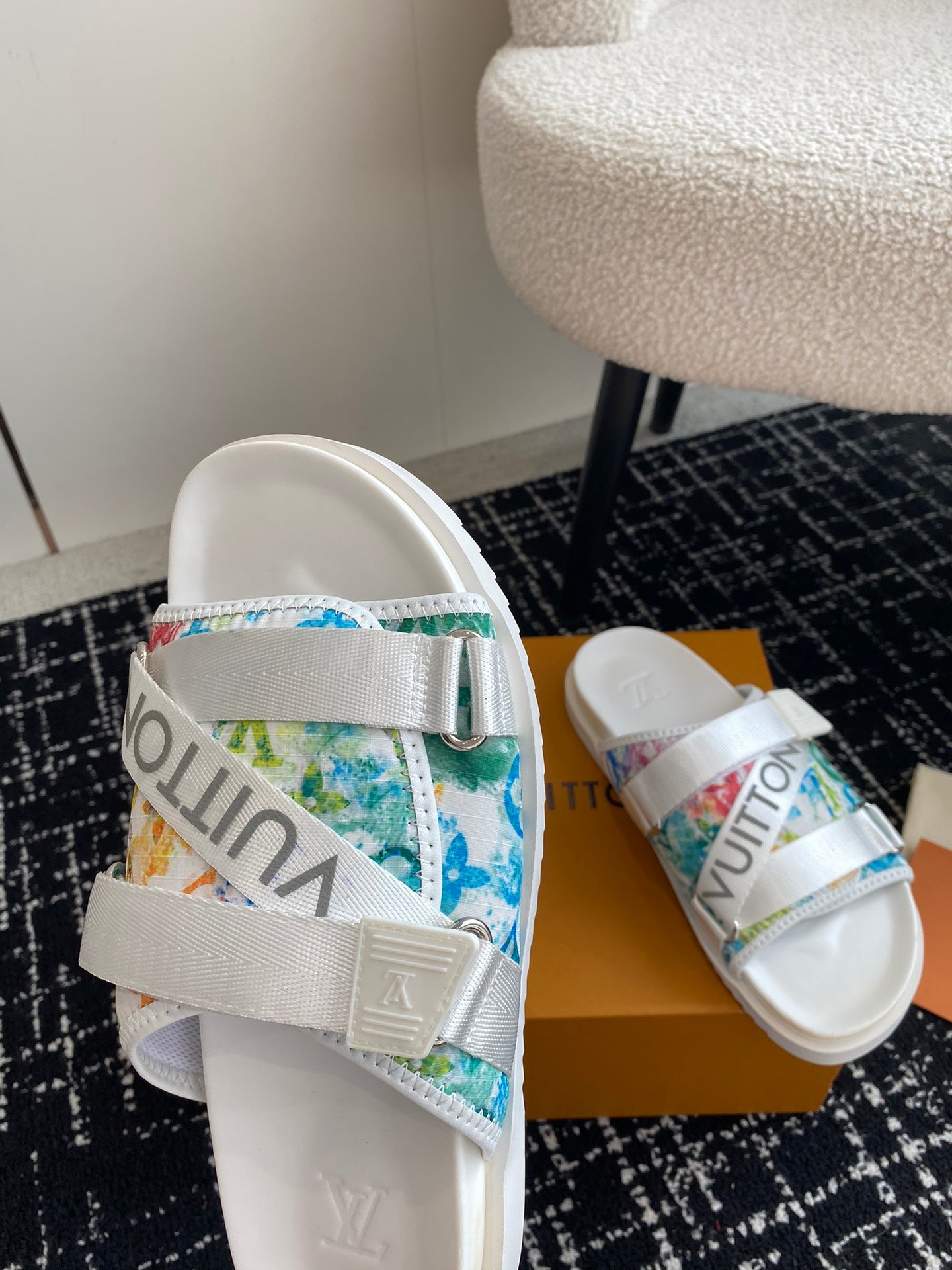 LuxluxHouse Best Quality Sandals Louis Vuitton