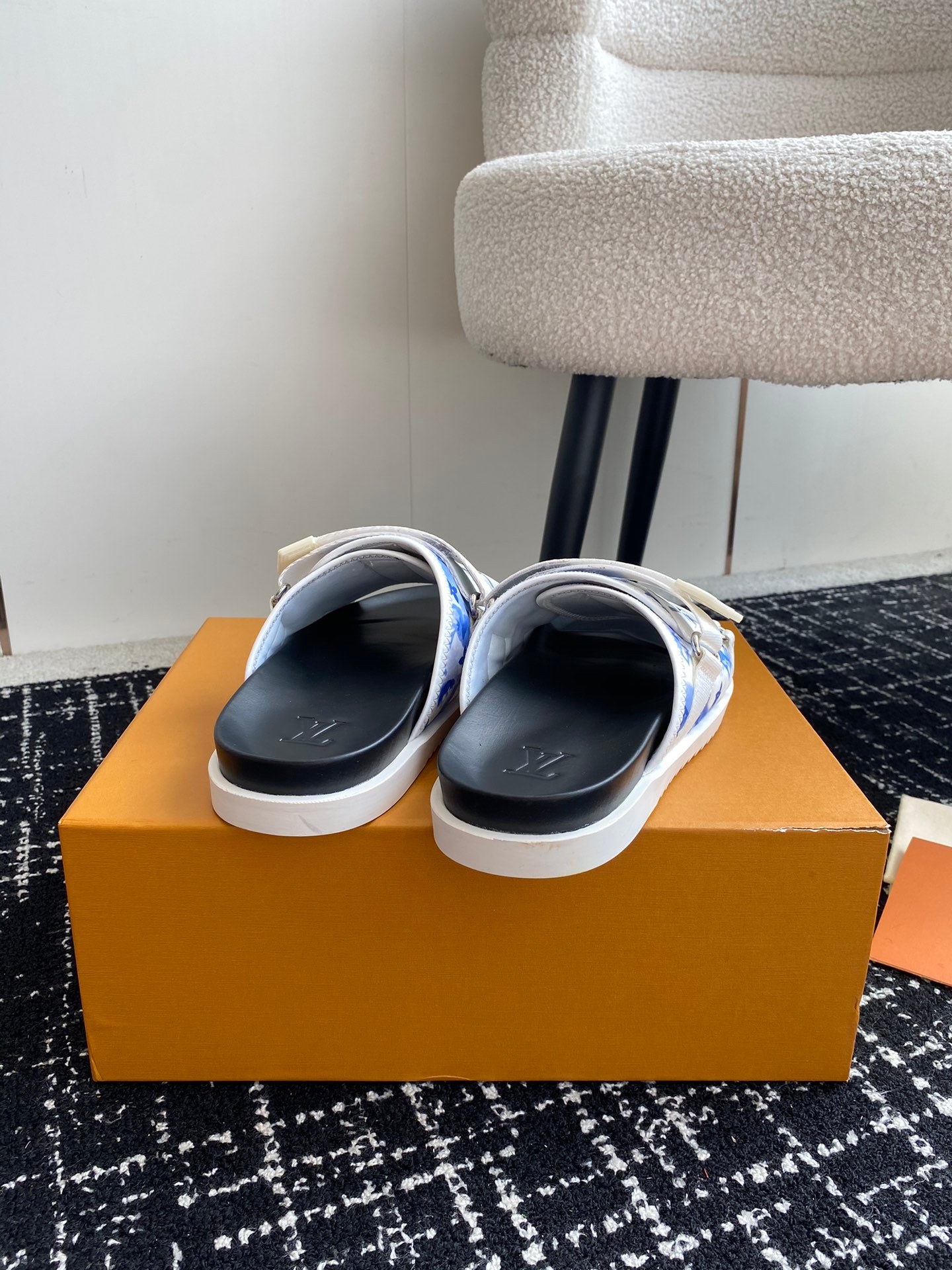 LuxluxHouse Best Quality Sandals Louis Vuitton