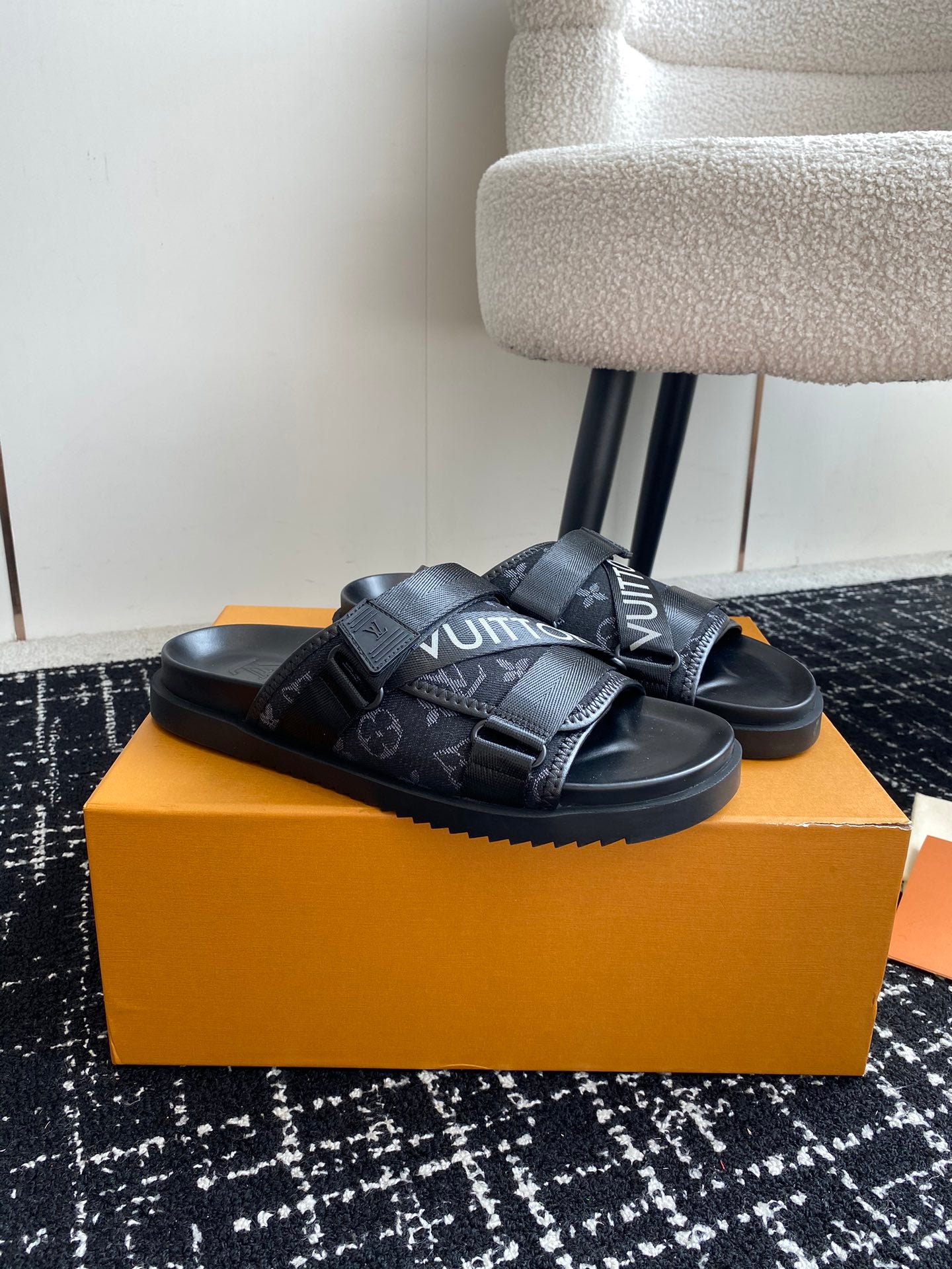 LuxluxHouse Best Quality Sandals Louis Vuitton