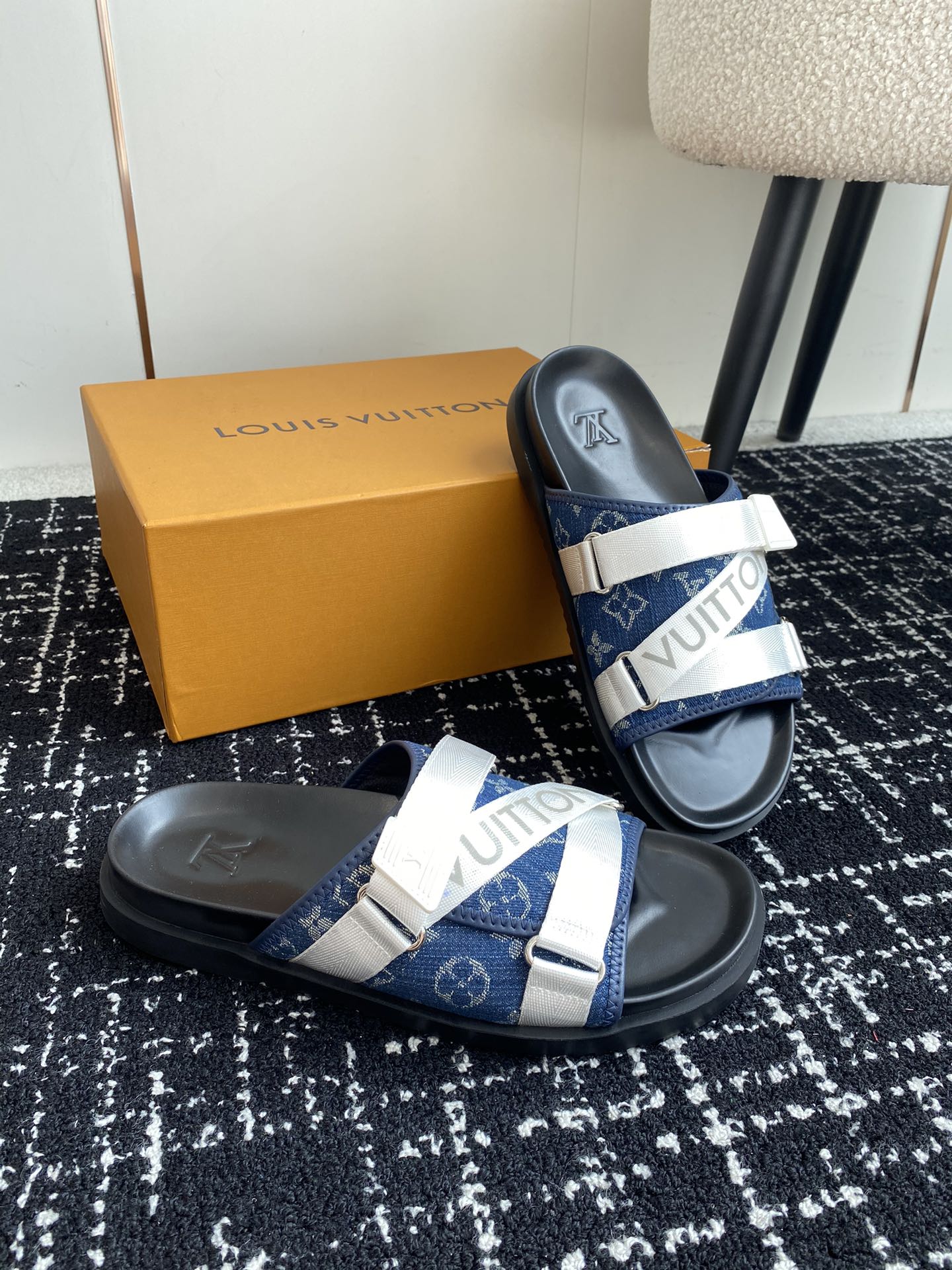 LuxluxHouse Best Quality Sandals Louis Vuitton
