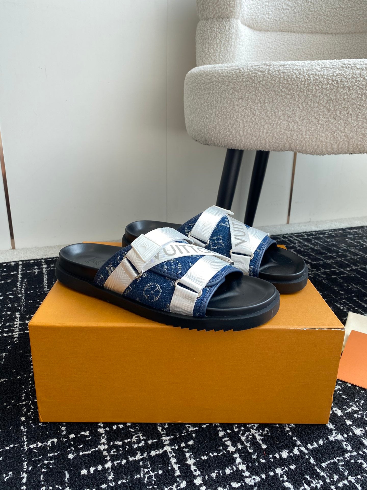 LuxluxHouse Best Quality Sandals Louis Vuitton