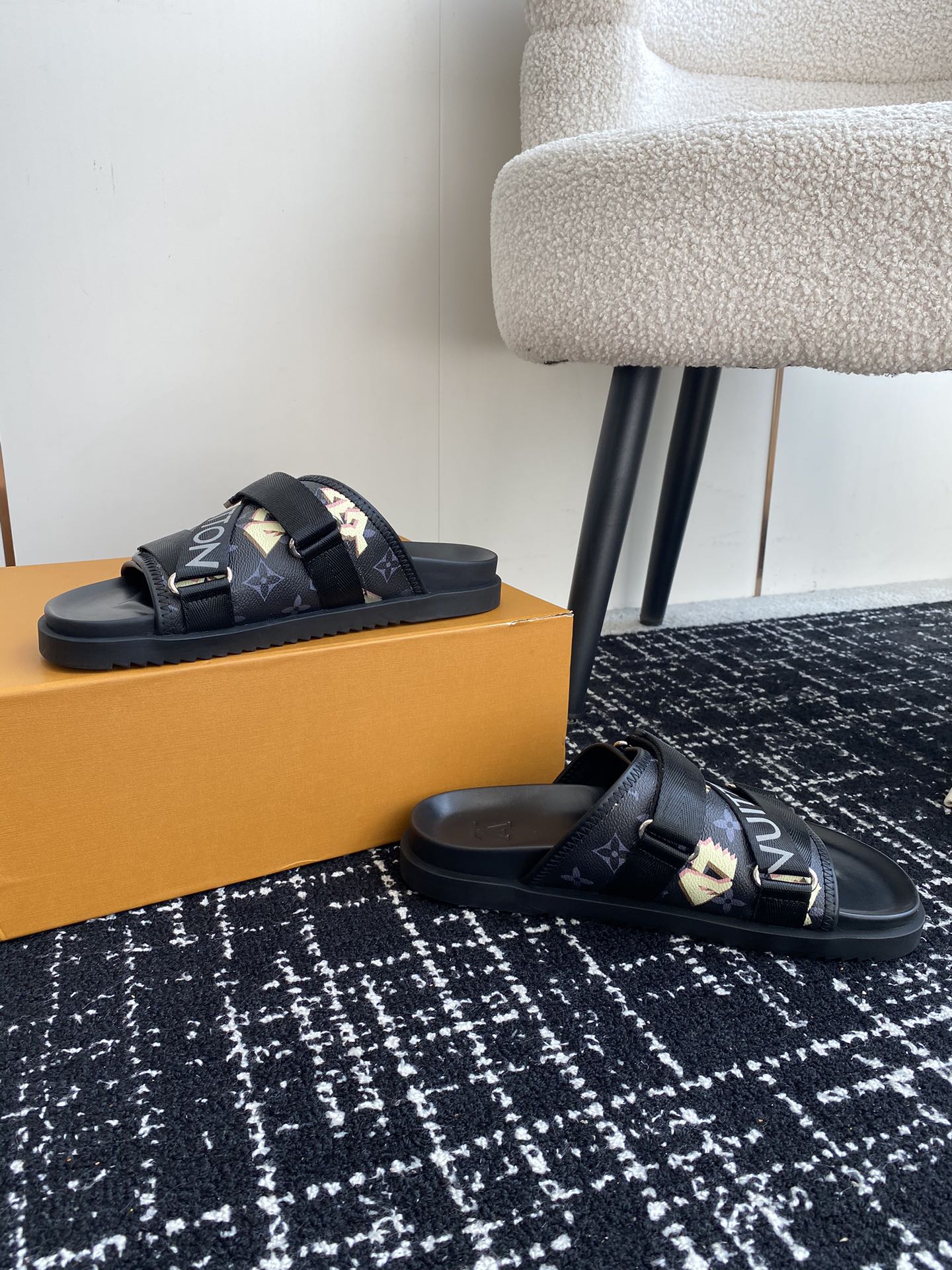 LuxluxHouse Best Quality Sandals Louis Vuitton