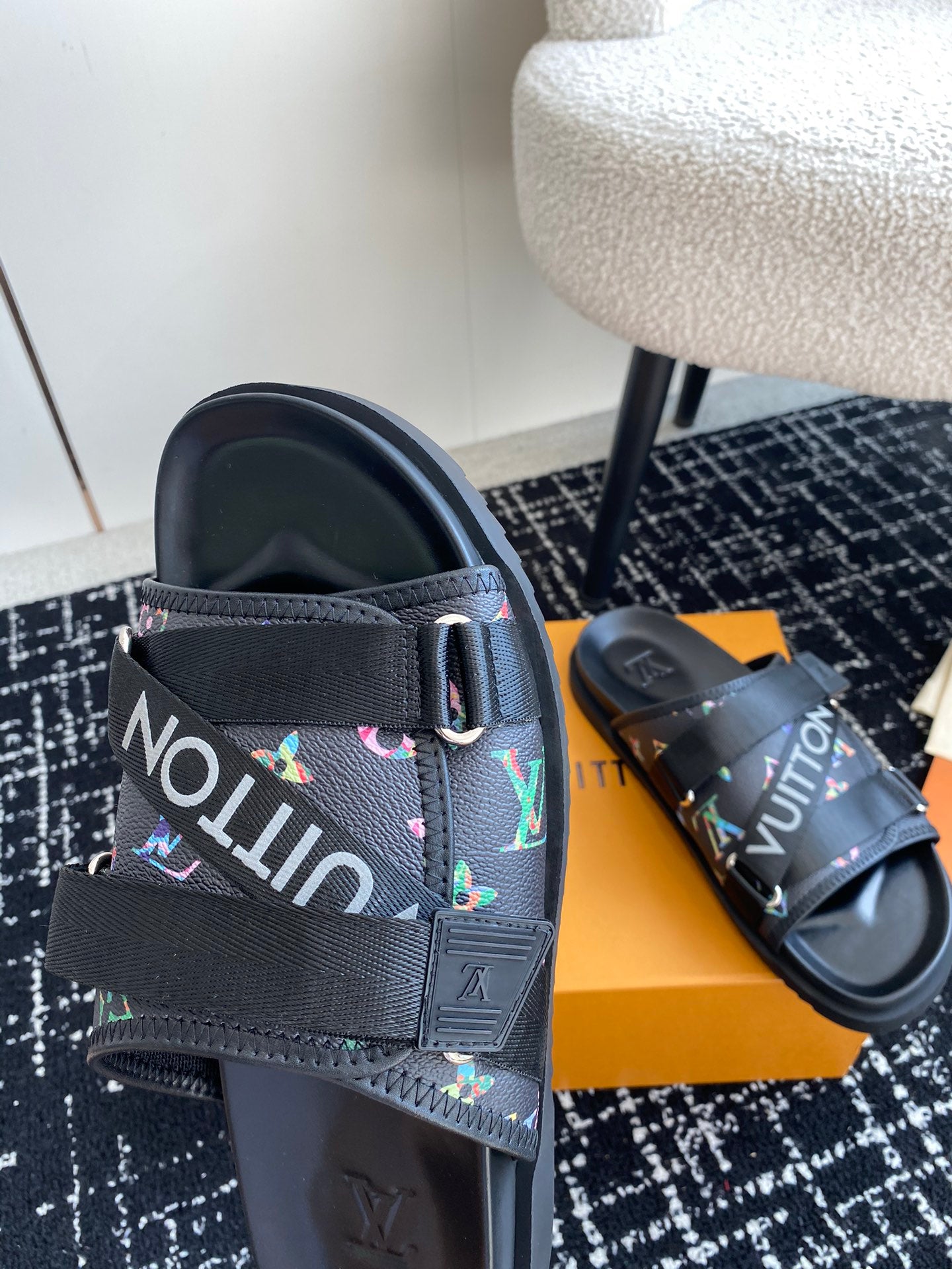 LuxluxHouse Best Quality Sandals Louis Vuitton