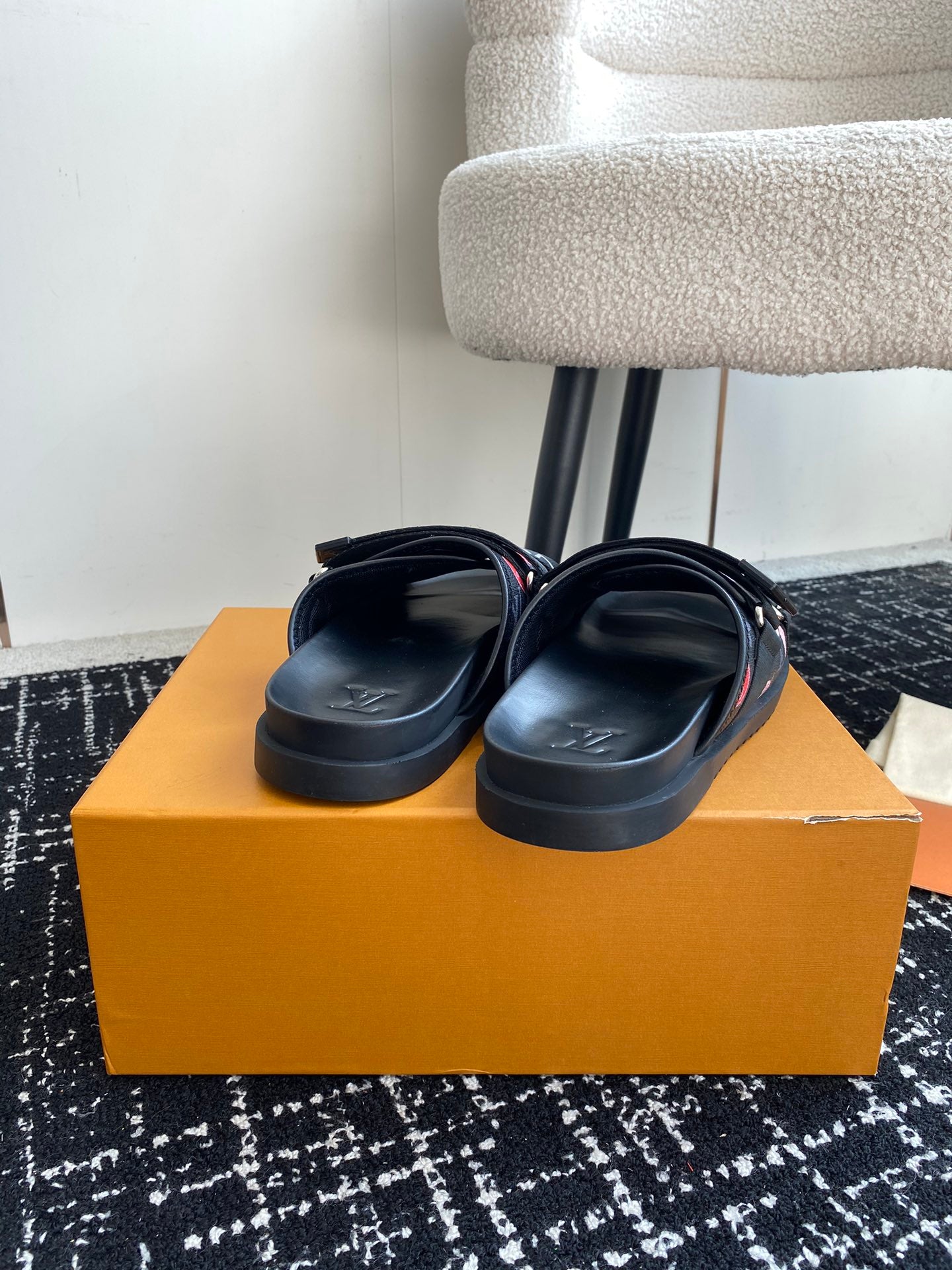 LuxluxHouse Best Quality Sandals Louis Vuitton