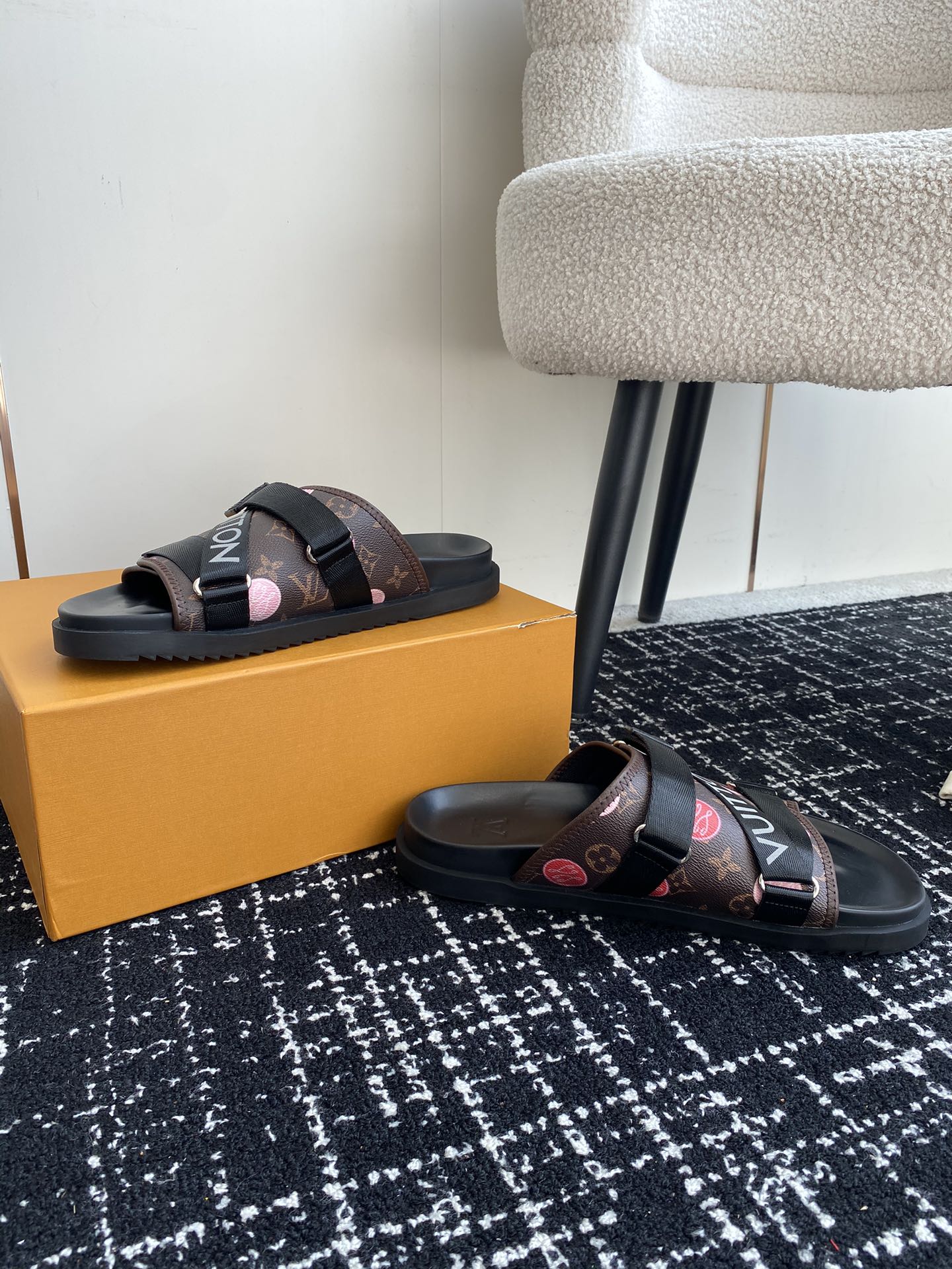LuxluxHouse Best Quality Sandals Louis Vuitton