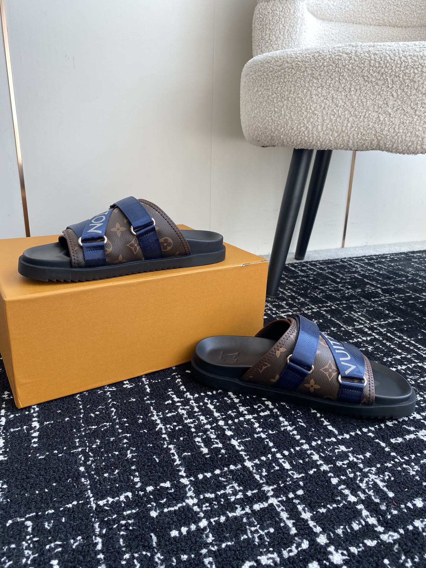 LuxluxHouse Best Quality Sandals Louis Vuitton
