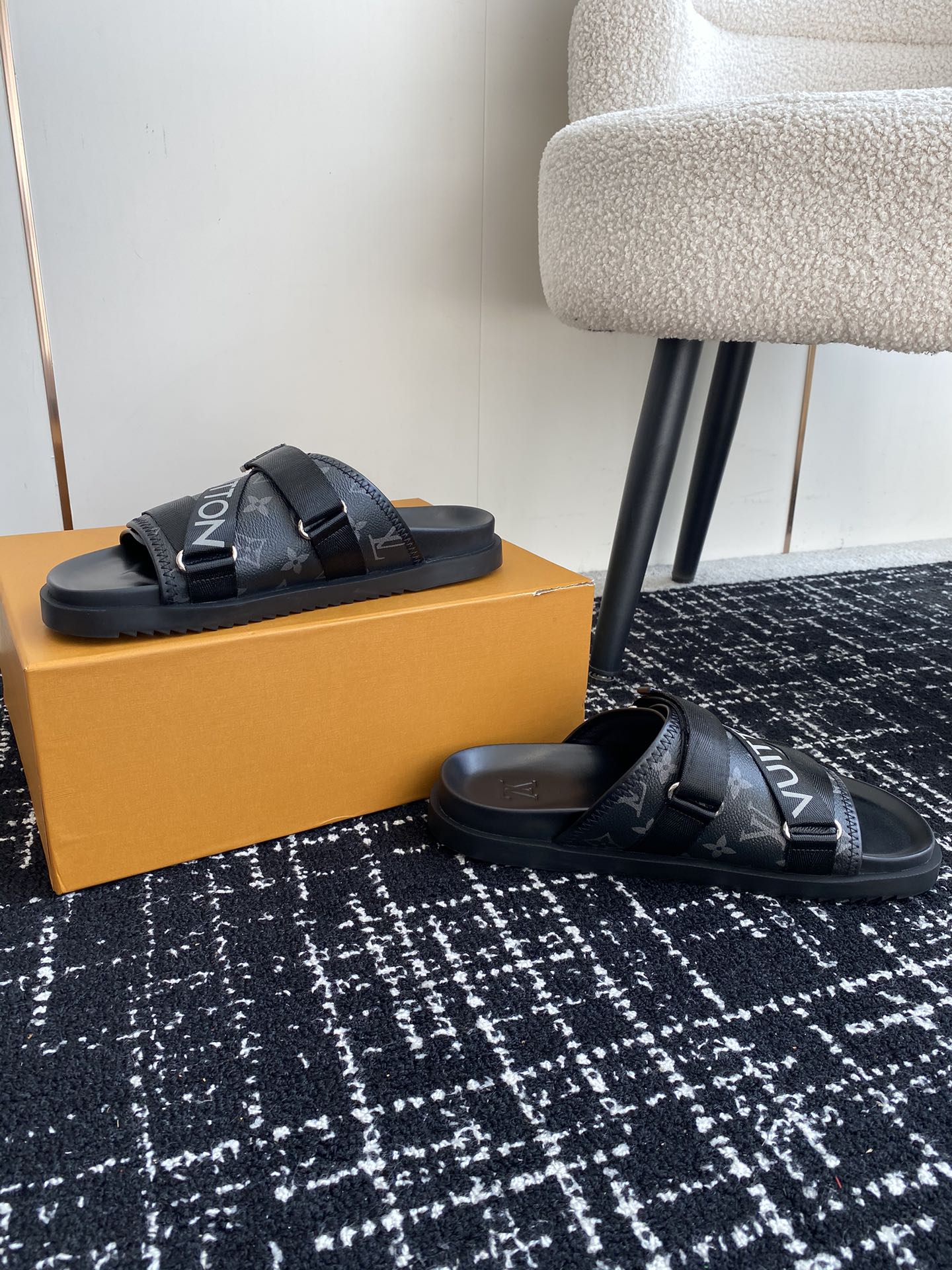 LuxluxHouse Best Quality Sandals Louis Vuitton