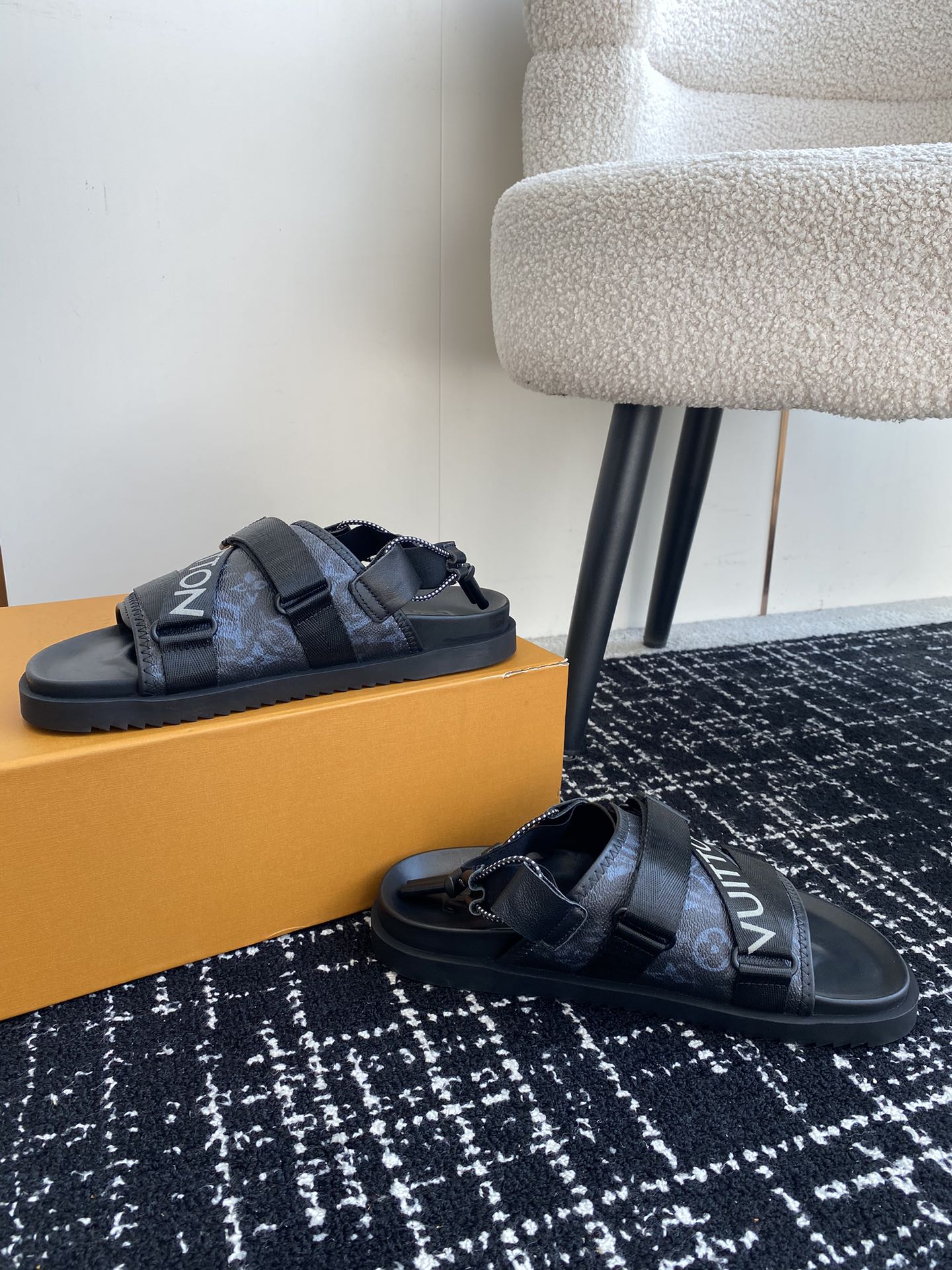 LuxluxHouse Best Quality Sandals Louis Vuitton