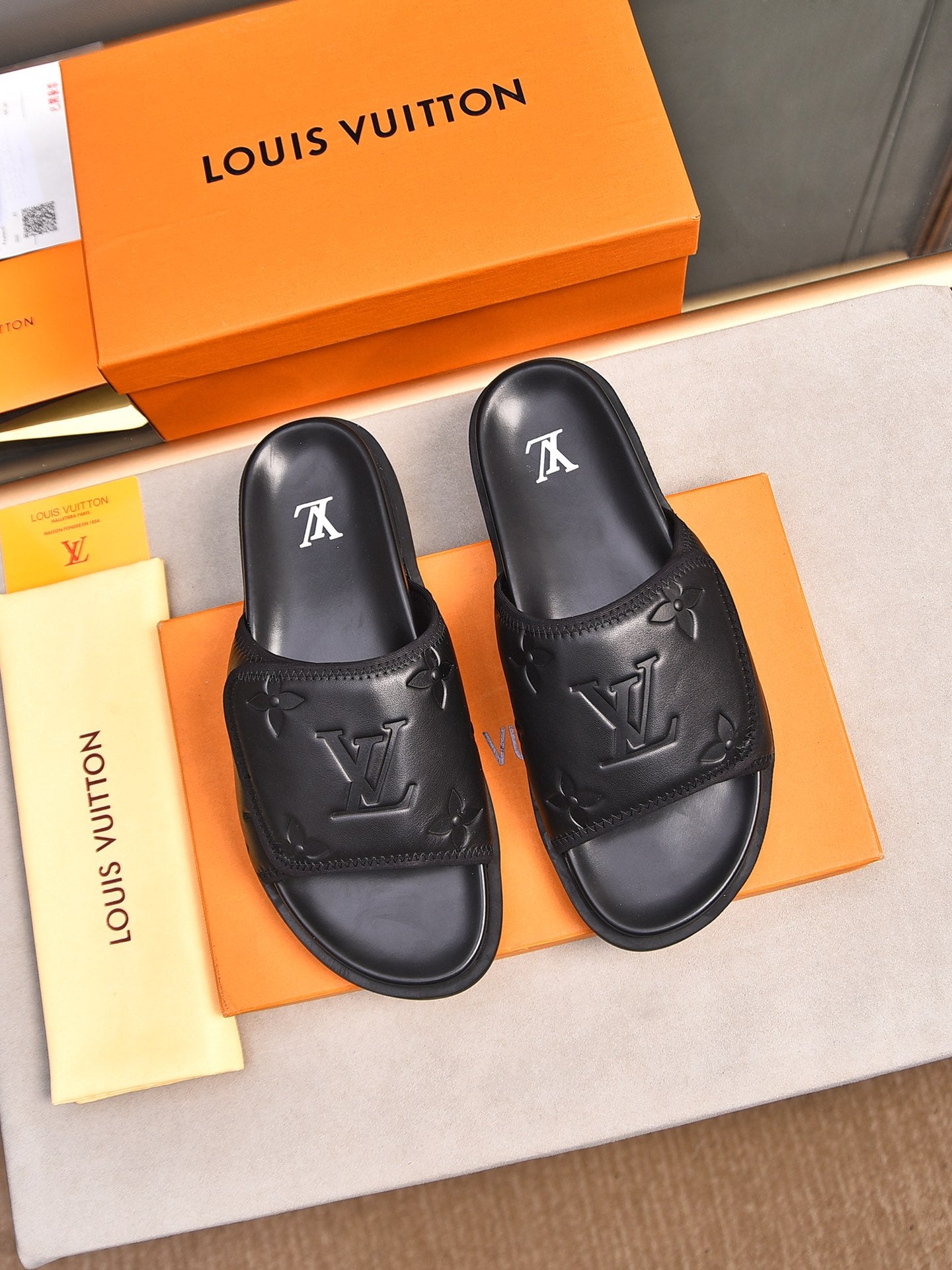 LuxluxHouse Best Quality Sandals Louis Vuitton