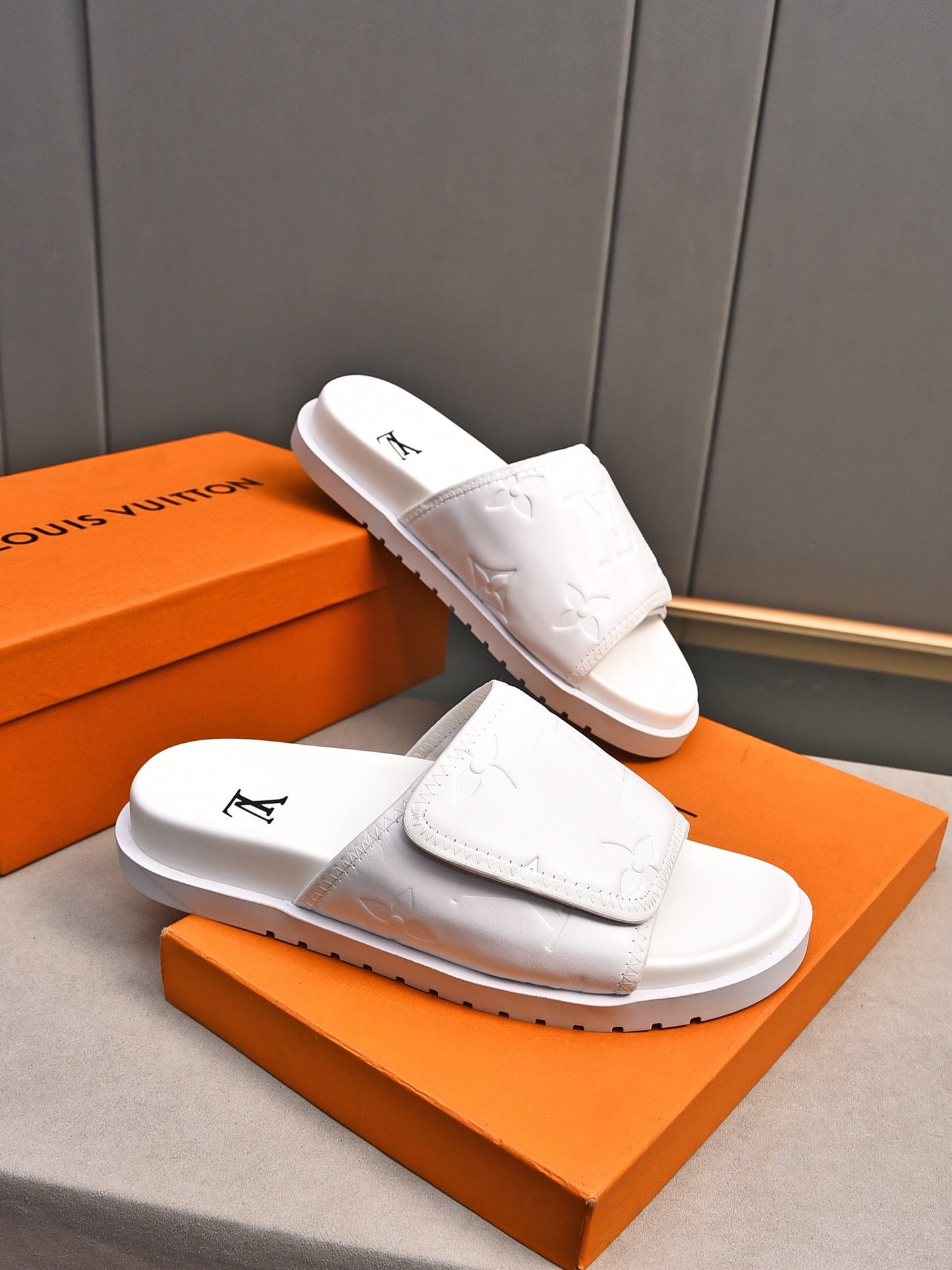 LuxluxHouse Best Quality Sandals Louis Vuitton