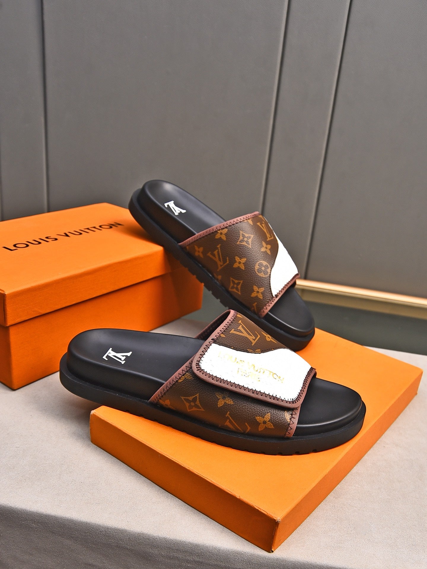LuxluxHouse Best Quality Sandals Louis Vuitton