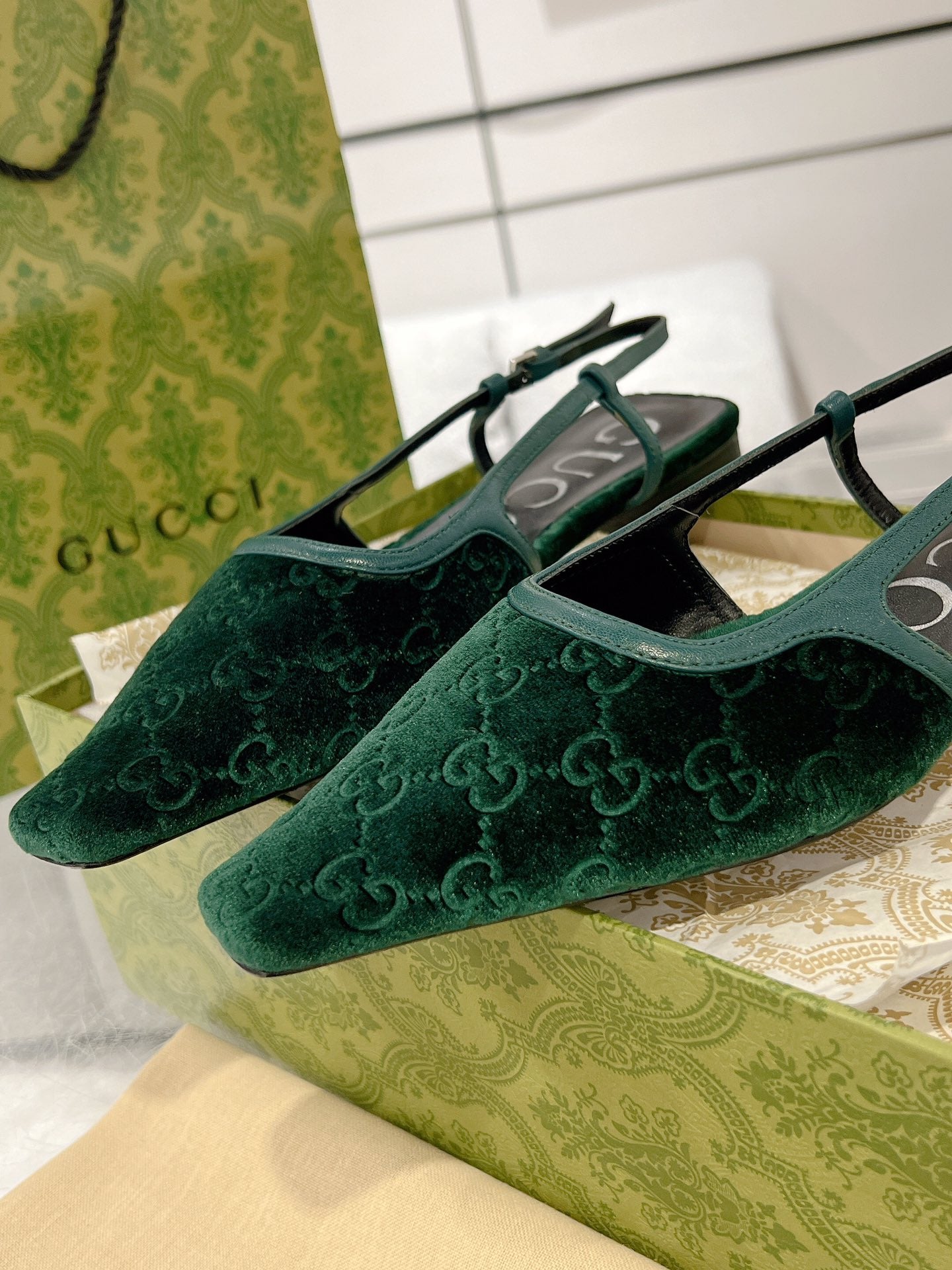 LuxluxHouse Best Quality Gucci Women Shoes